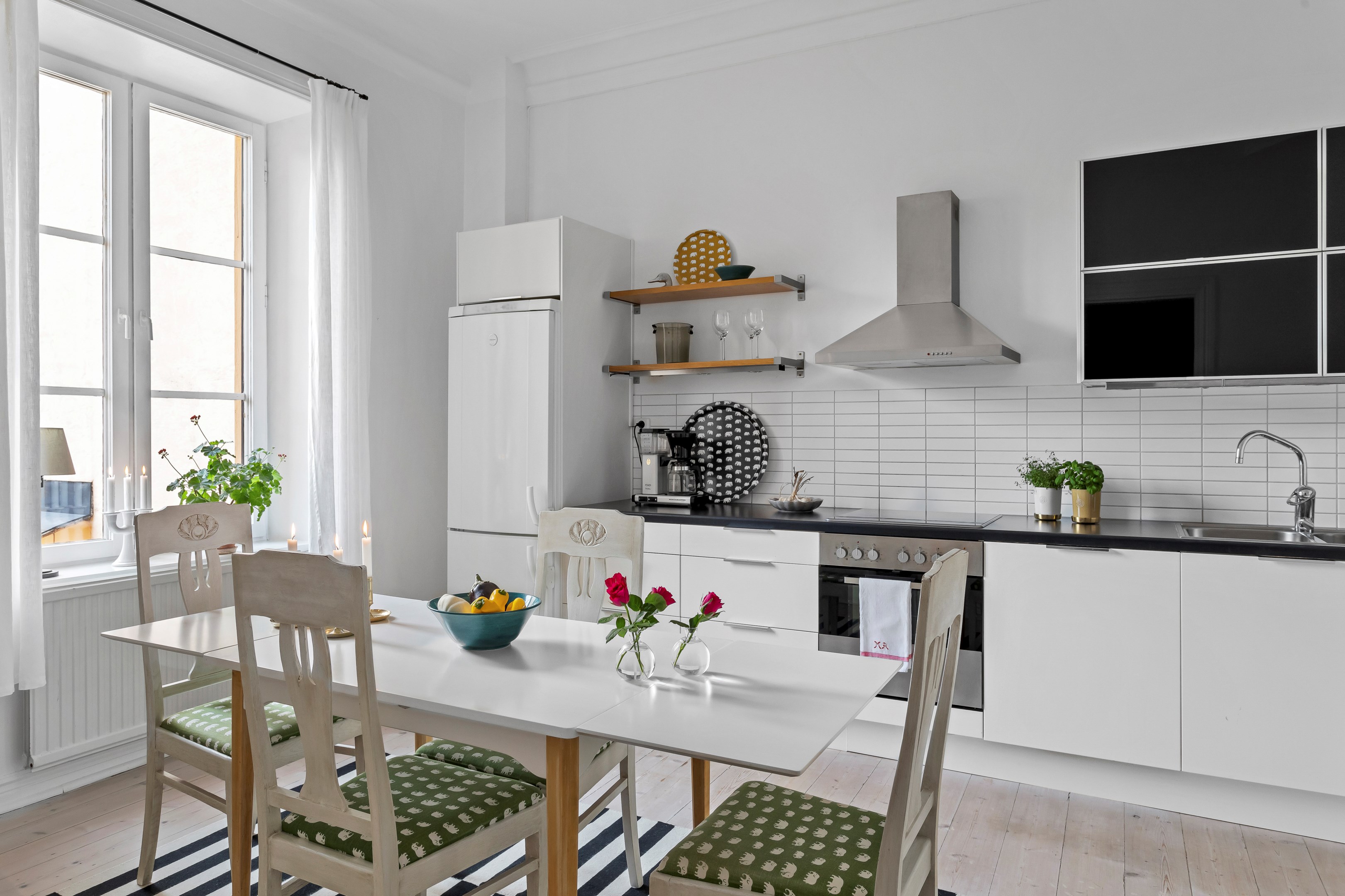 Bostadsbild från Övre Slottsgatan 32B, Såld i Öfre Slotts, Uppsala