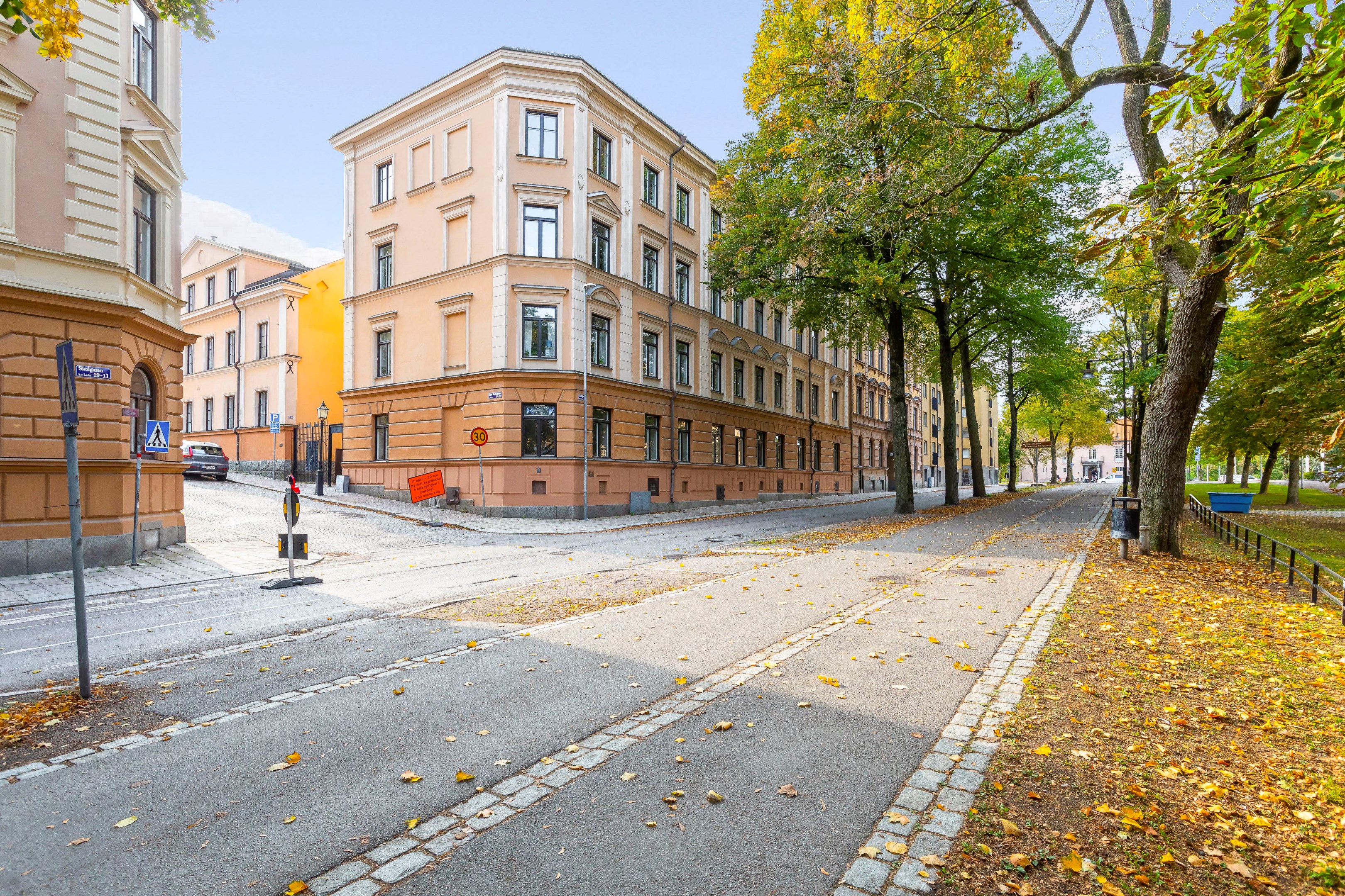 Bostadsbild från Övre Slottsgatan 32B, Såld i Öfre Slotts, Uppsala