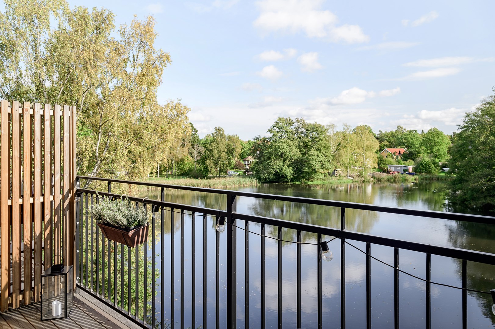 Bostadsbild från Sockenvägen 7, Såld i Björknäs, Nacka