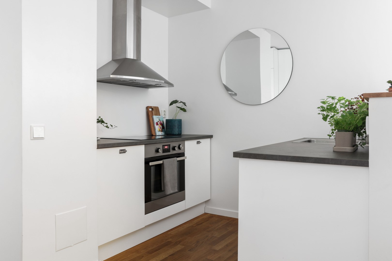 Bostadsbild från Kronobergsgatan 25A, 1 tr mot gård, Såld i Kungsholmen, Stockholm