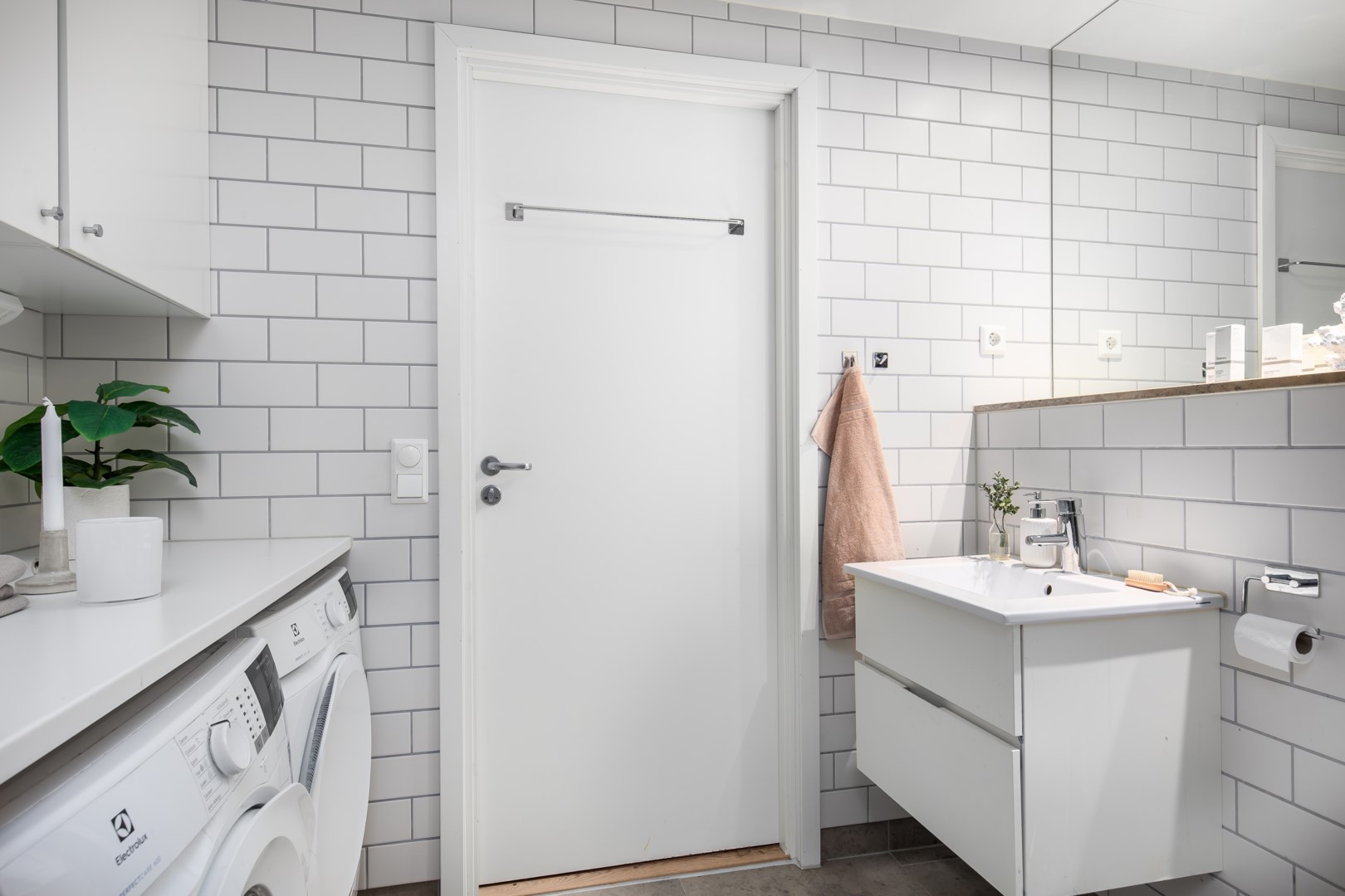 Bostadsbild från Tollare Ängsväg 28, Såld i Tollare, Nacka