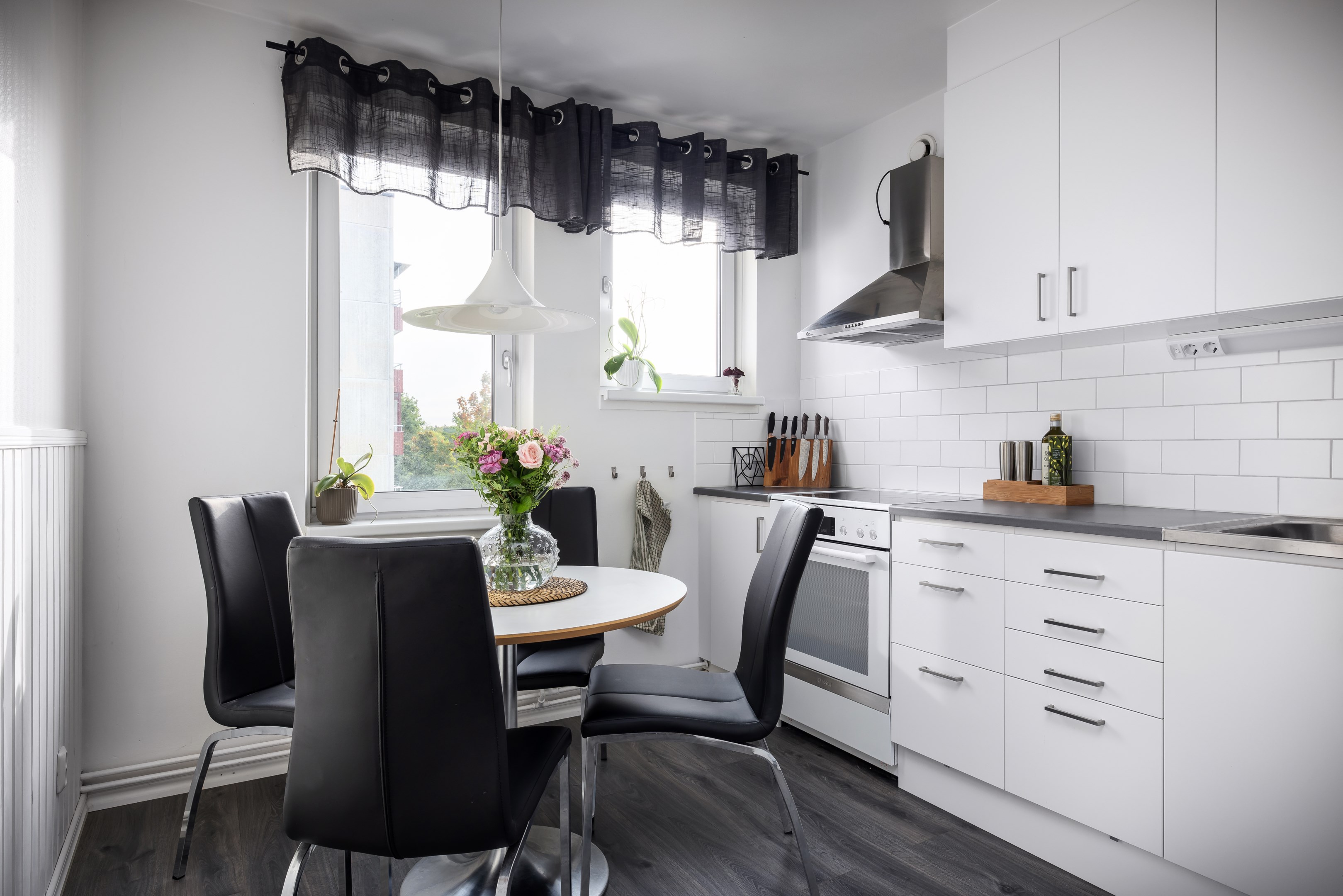 Bostadsbild från Ormingeringen 74, Såld i Västra Orminge, Nacka