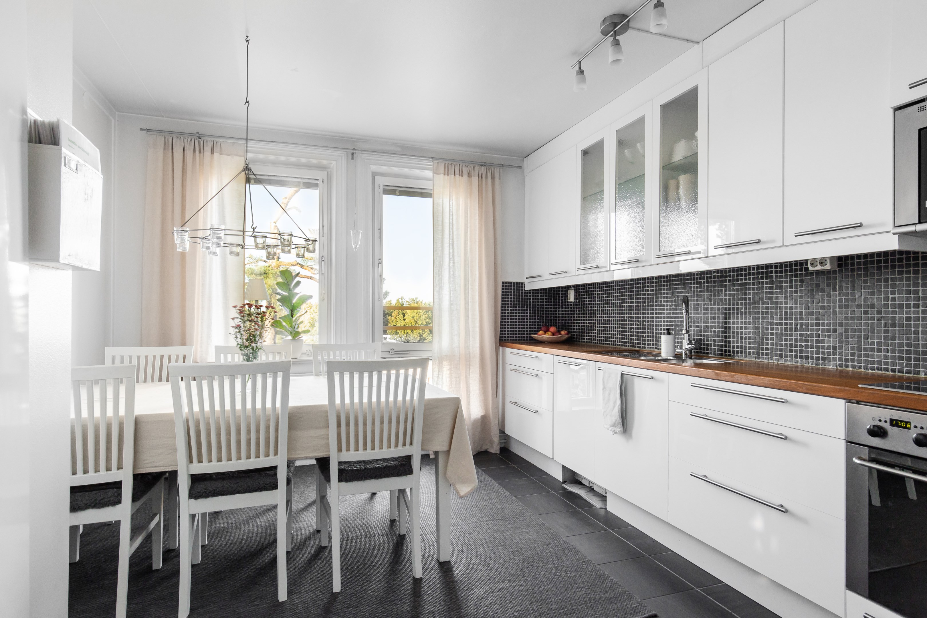 Bostadsbild från Ormingeringen 42, Såld i Västra Orminge, Nacka