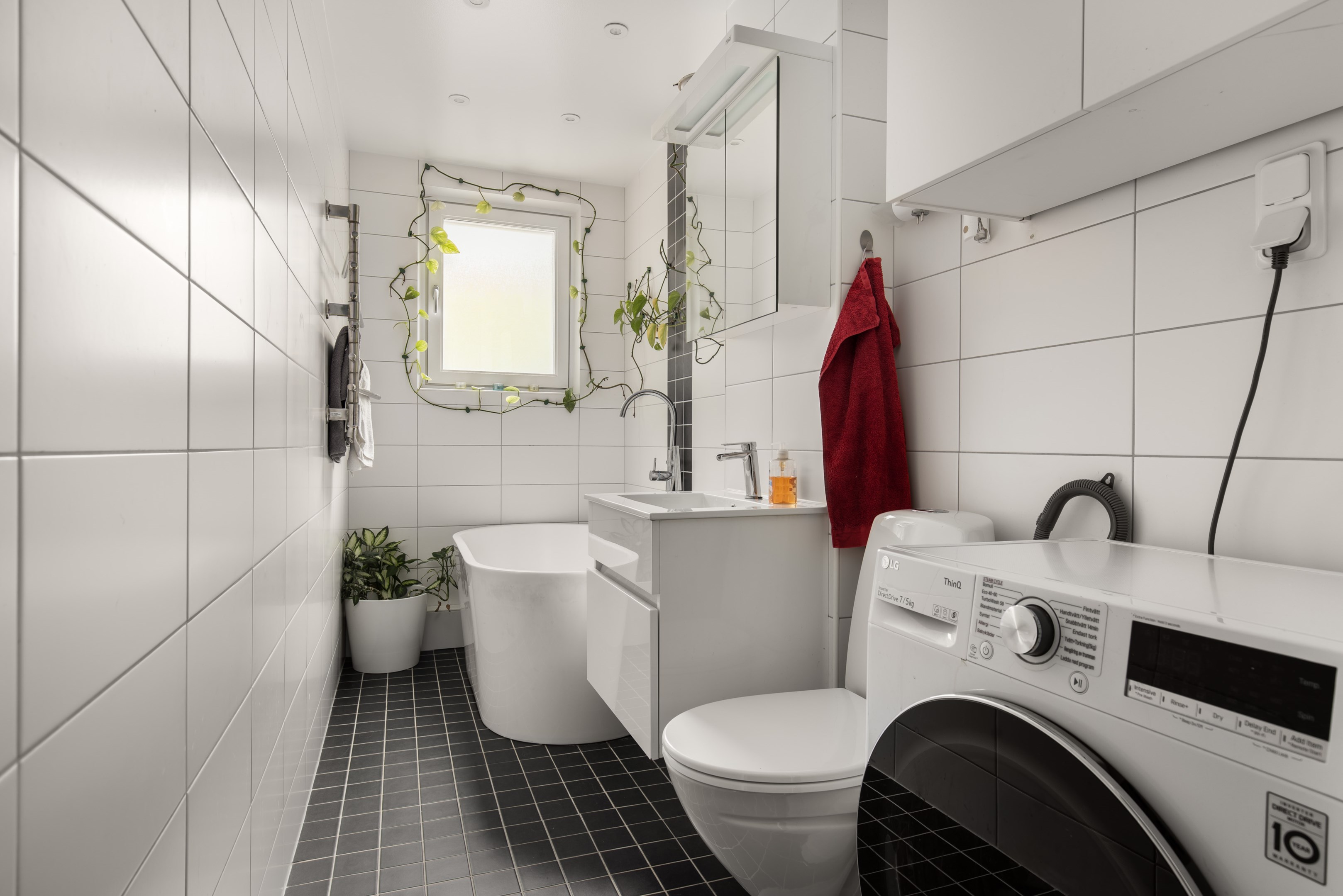 Bostadsbild från Ormingeringen 61A, Kommande i Västra Orminge, Nacka