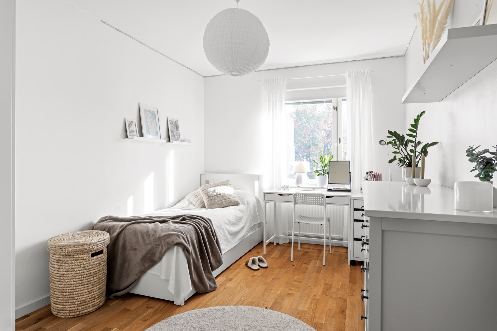 Bostadsbild från Petterslundsgatan 15, Såld i Fålhagen, Uppsala