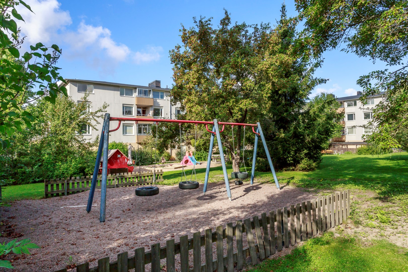 Bostadsbild från Fjärdhundragatan 58, Såld i Tunabackar, Uppsala