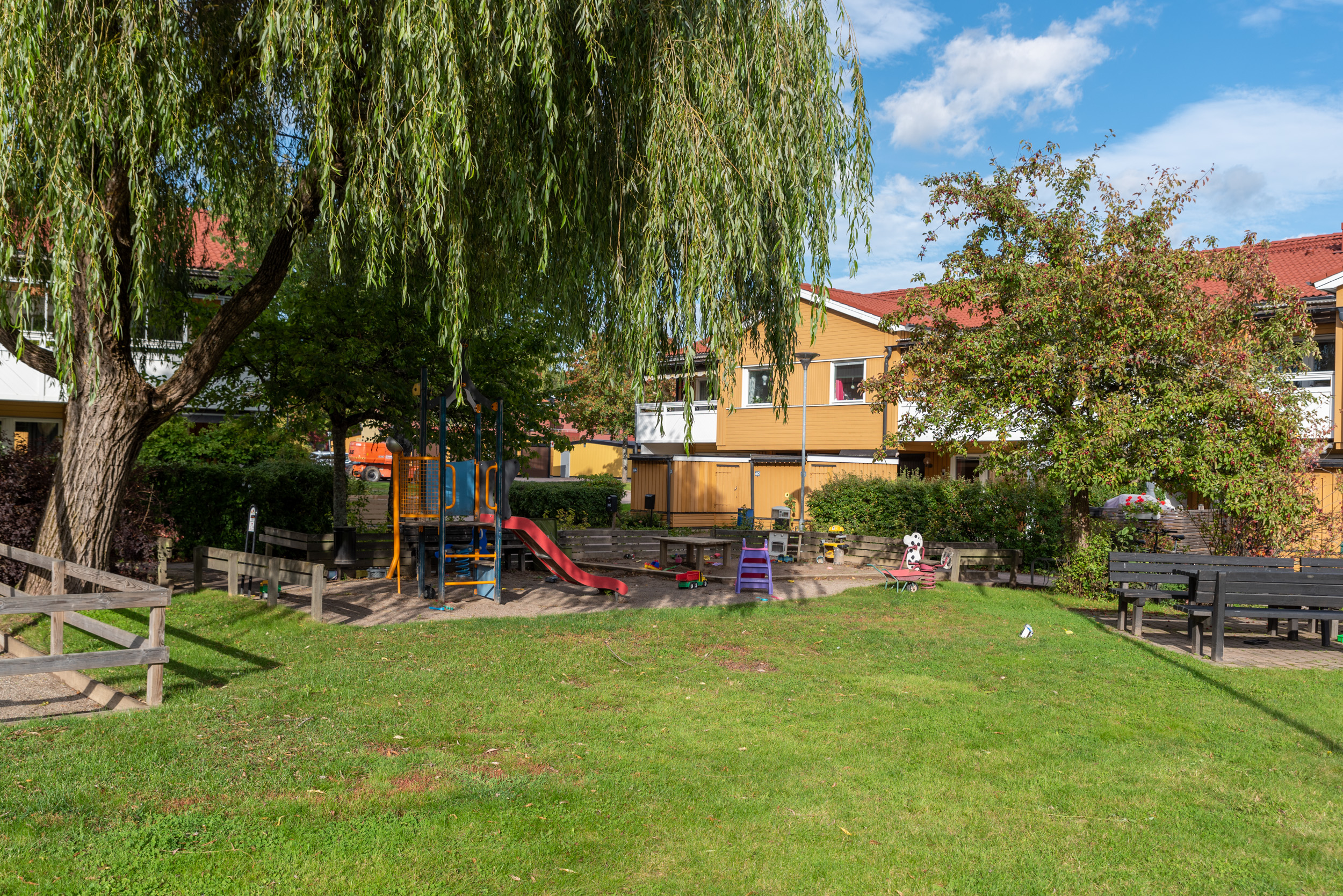 Bostadsbild från Labradorvägen 64, Såld i Gryta, Västerås