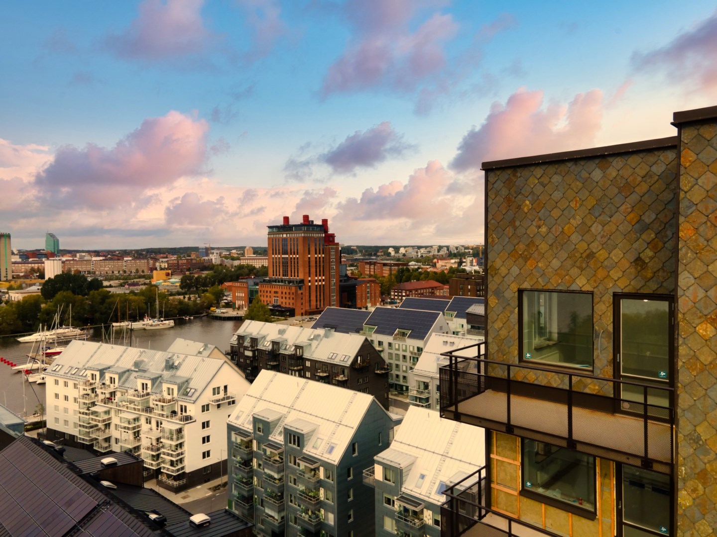 Bostadsbild från Poseidongatan 13 vån 15/15, Såld i Öster Mälarstrand, Västerås