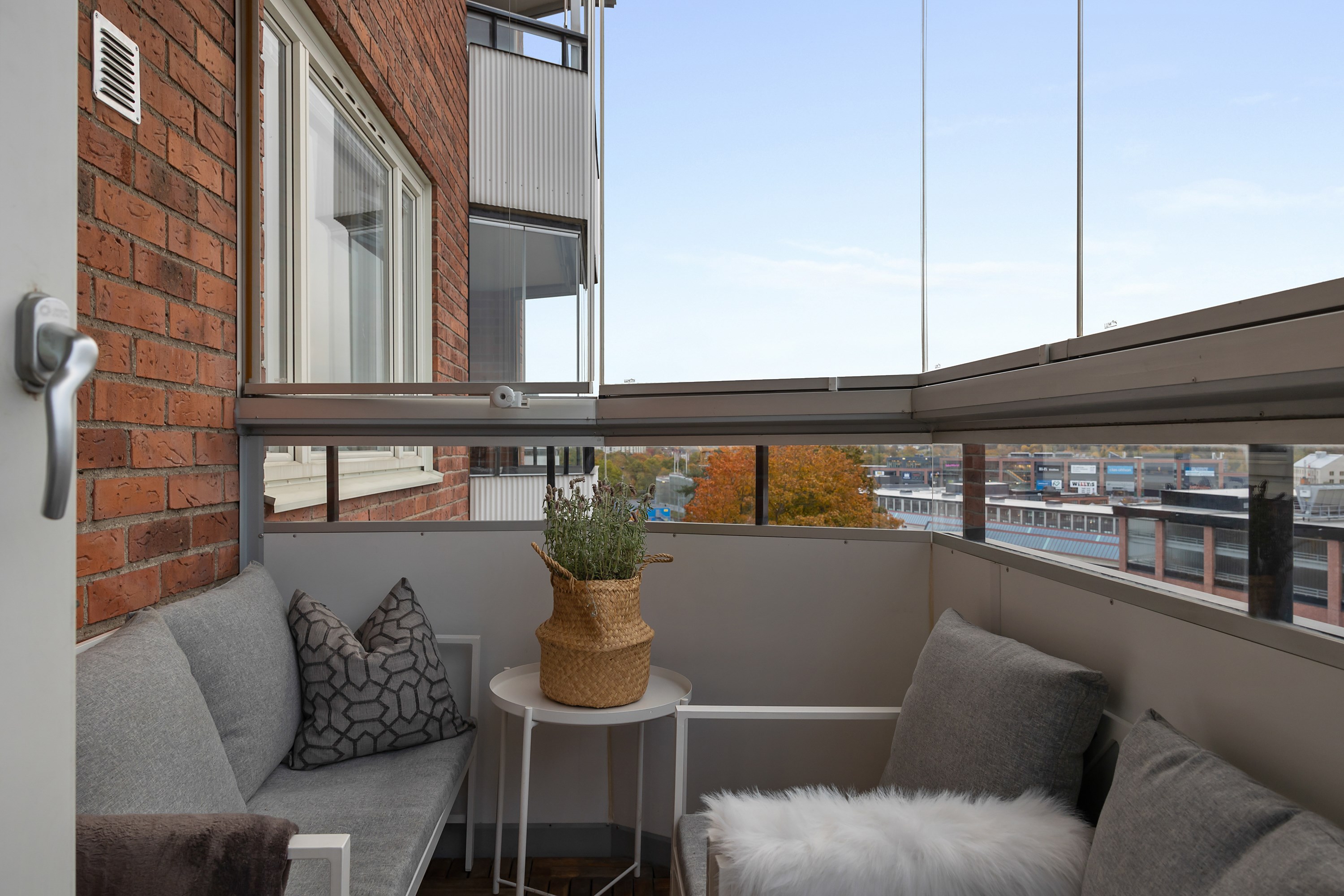 Bostadsbild från Alphyddevägen 29, Såld i Alphyddan, Nacka