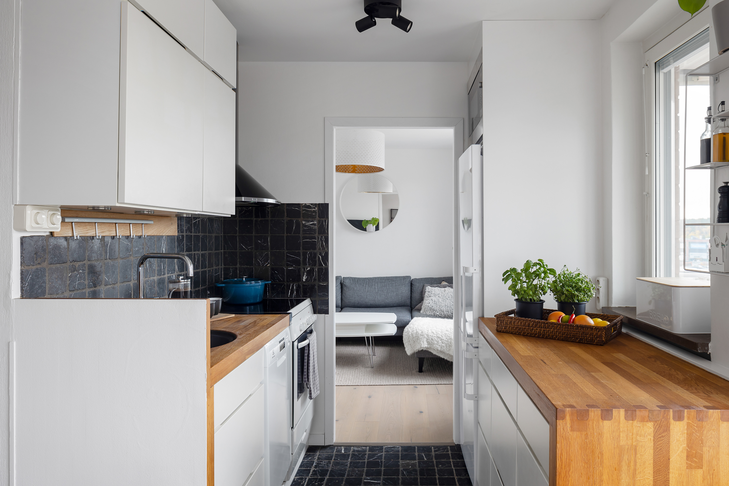 Bostadsbild från Alphyddevägen 29, Såld i Alphyddan, Nacka