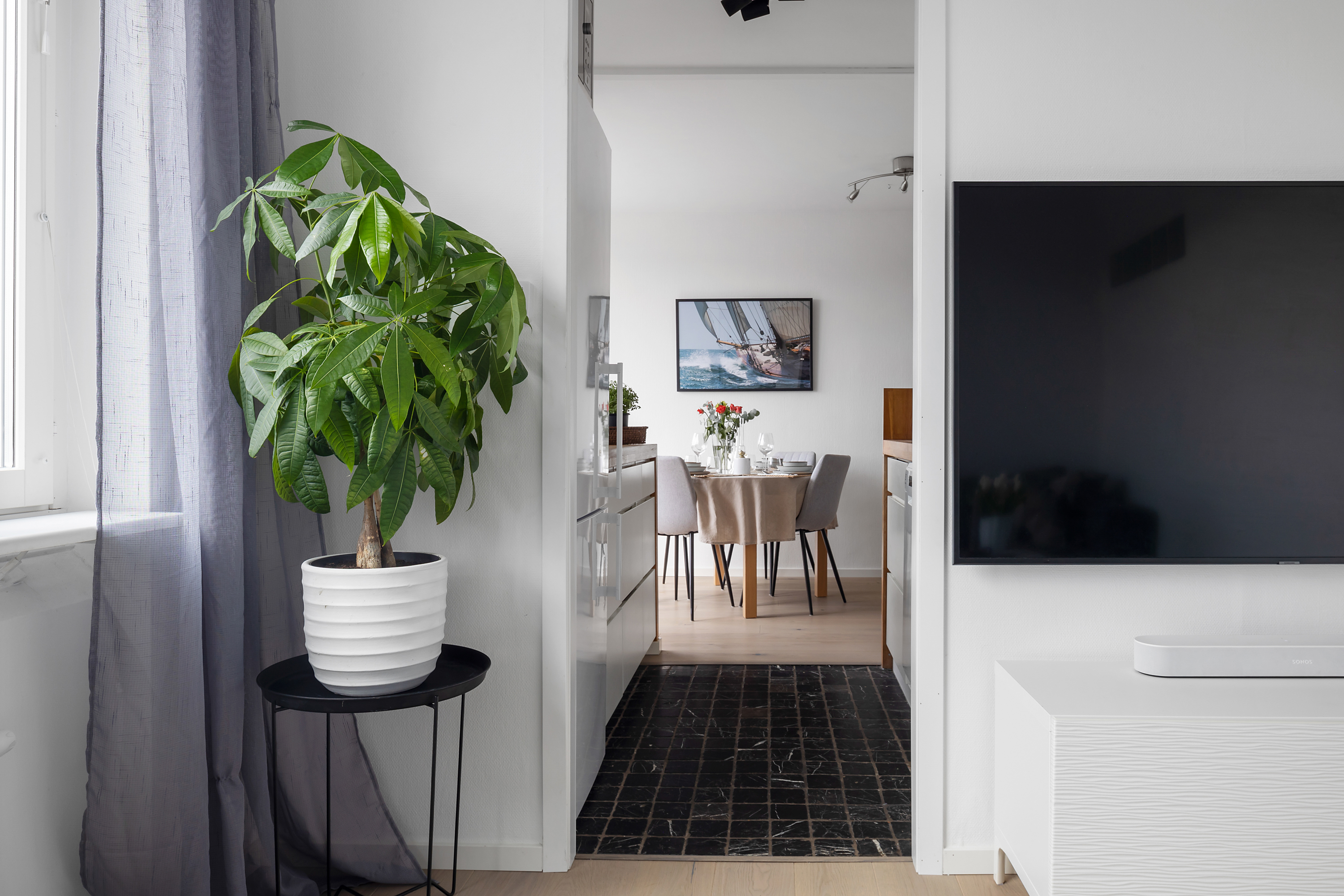 Bostadsbild från Alphyddevägen 29, Såld i Alphyddan, Nacka