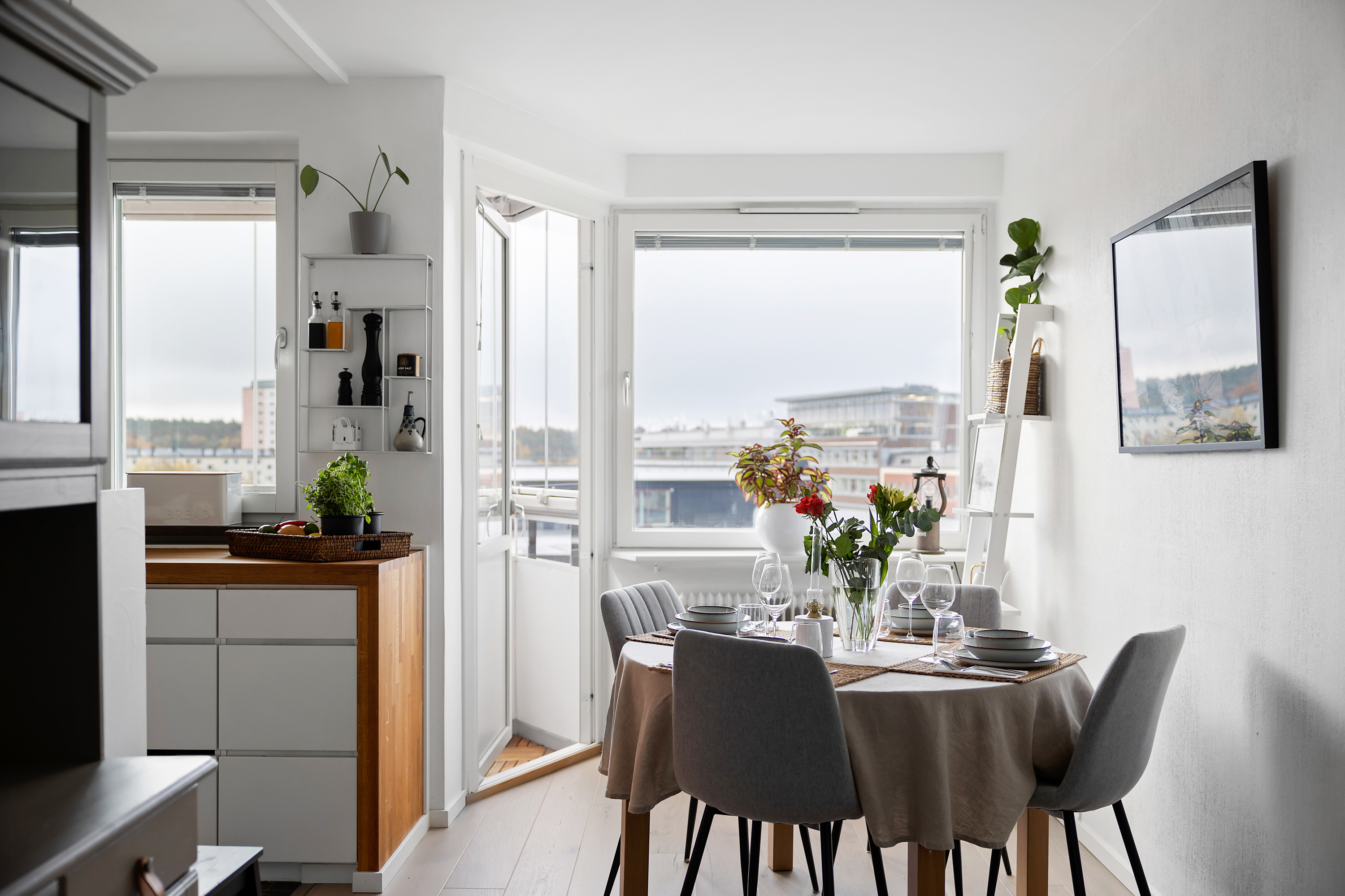 Bostadsbild från Alphyddevägen 29, Såld i Alphyddan, Nacka