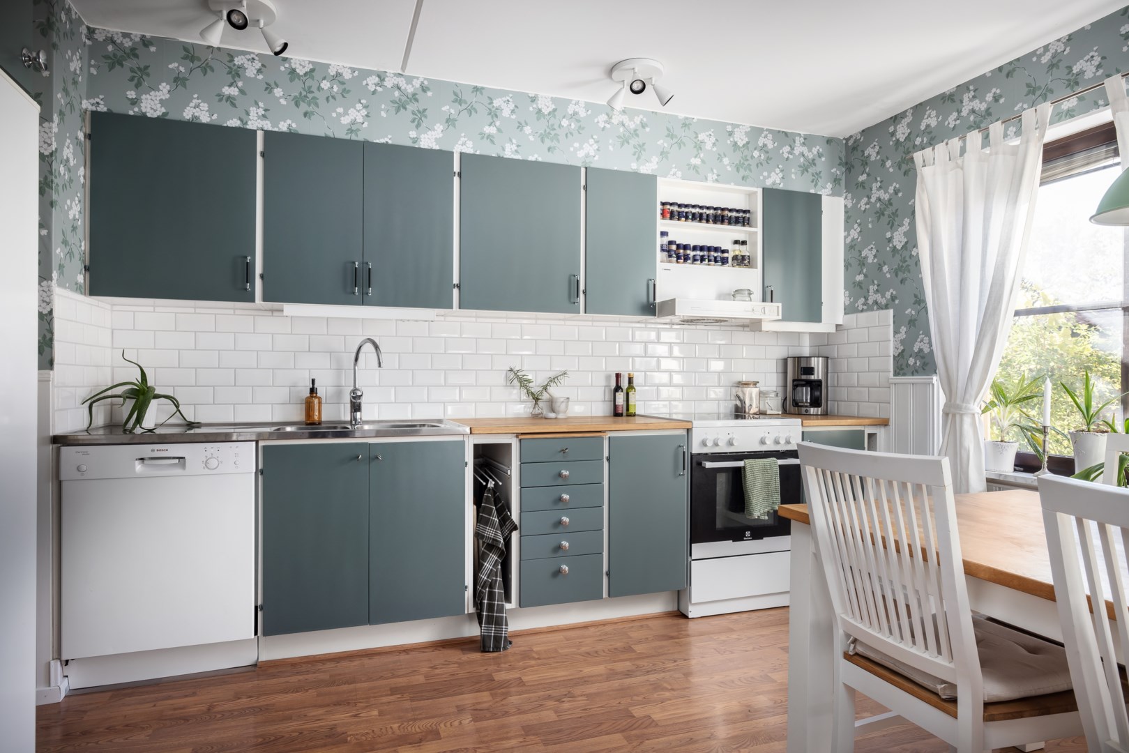 Bostadsbild från Storholmsvägen 54, Såld i Östra Orminge, Nacka