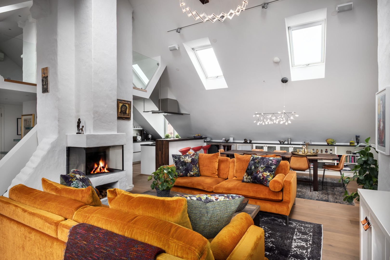 Bostadsbild från Kungsgatan 77, Såld i Kungsholmen - Rådhuset, Stockholm