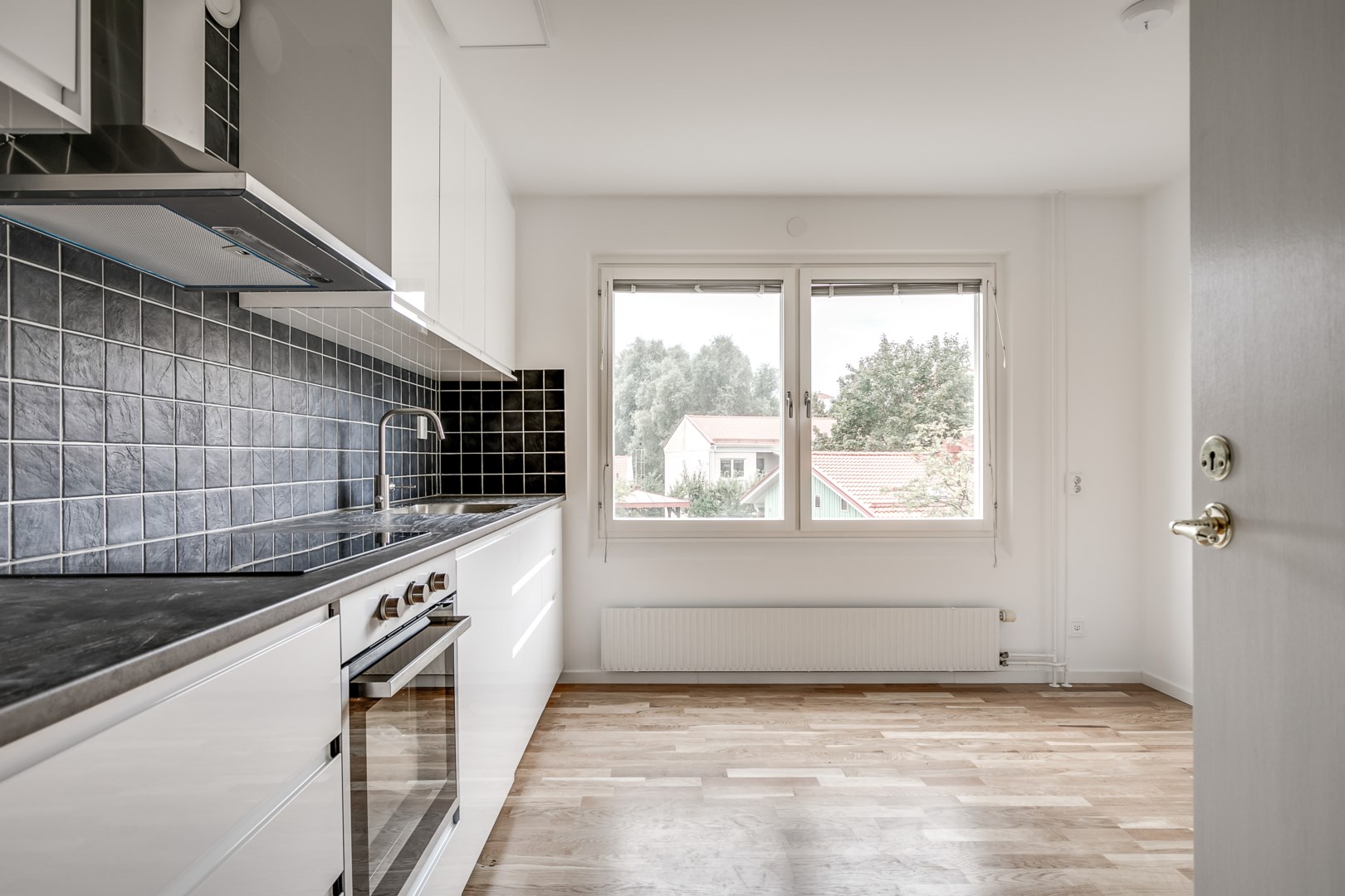 Bostadsbild från Landåvägen 45, 2tr, Såld i Jarlaberg, Nacka