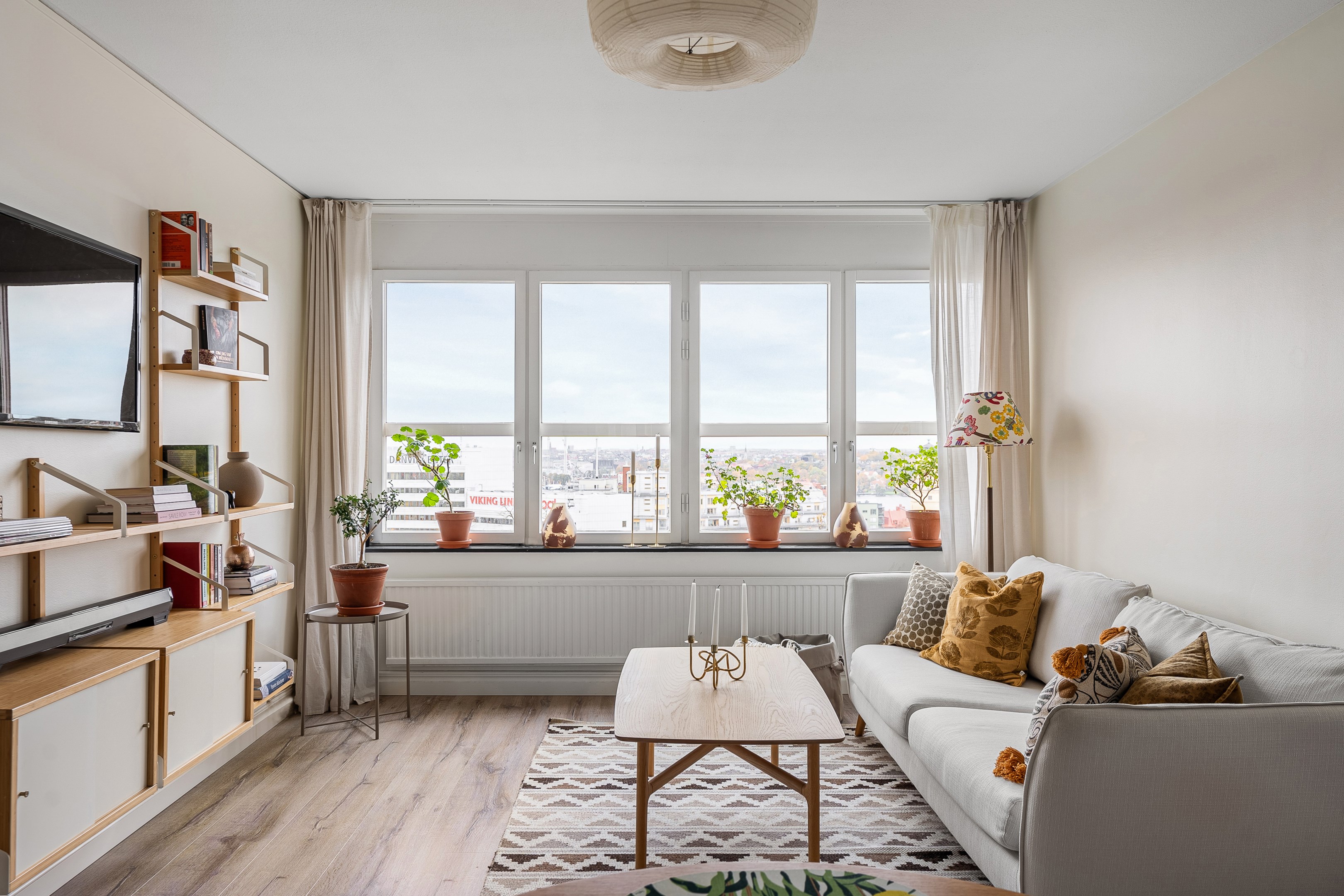 Bostadsbild från Henriksdalsringen 41, Såld i Henriksdalsberget, Nacka