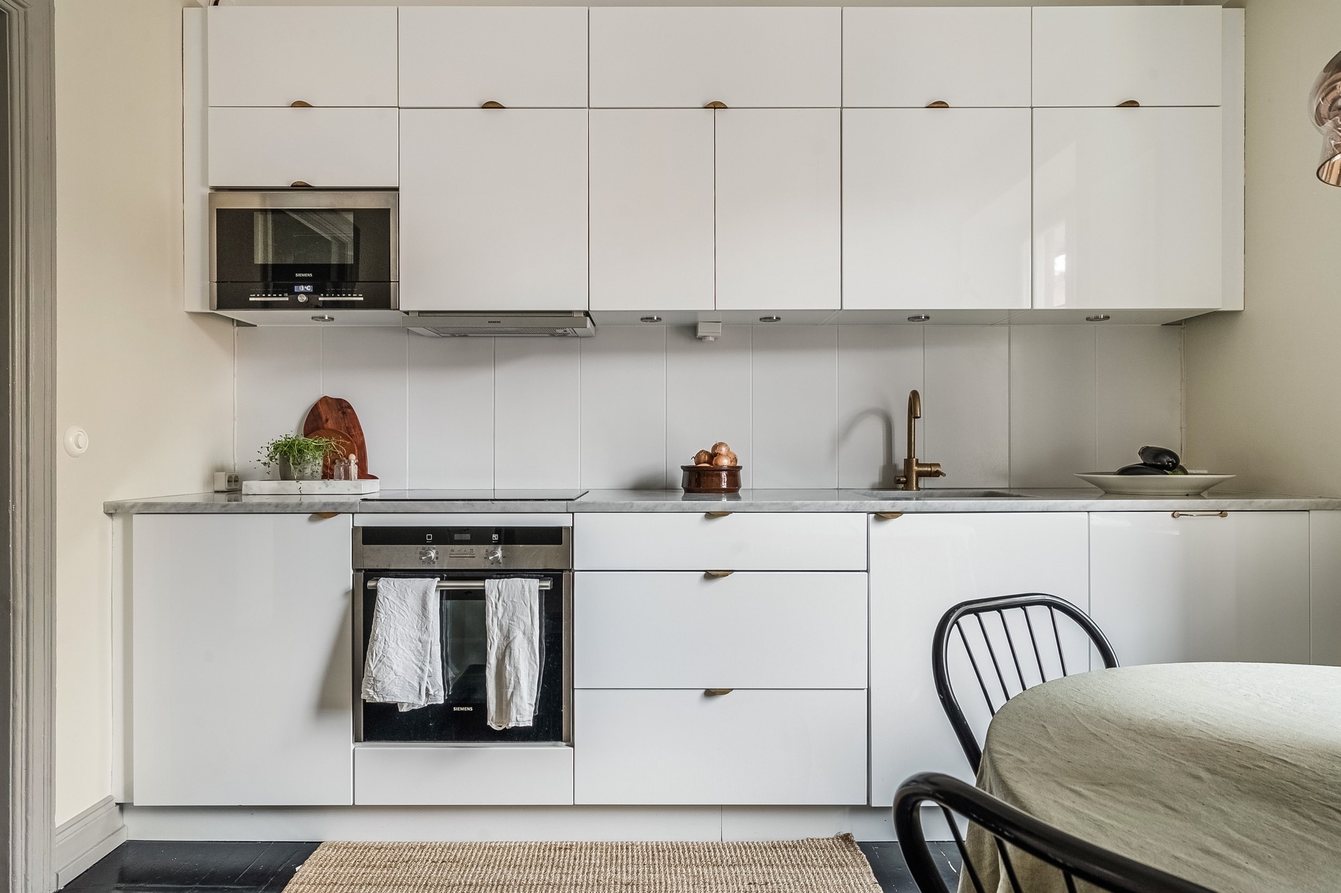 Bostadsbild från Torsgatan 27, 2tr, Såld i Vasastan - Atlas, Stockholm