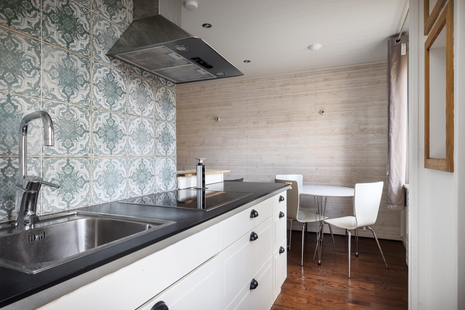 Bostadsbild från Torsvägen 61B, 2tr, Såld i Neglinge - Saltsjöbaden, Nacka