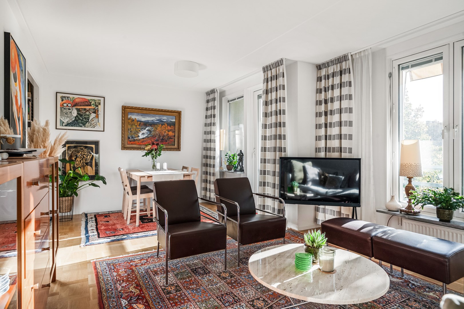 Bostadsbild från Birger Jarlsgatan 74, 5 tr, Såld i Vasastan/Östermalm, Stockholm