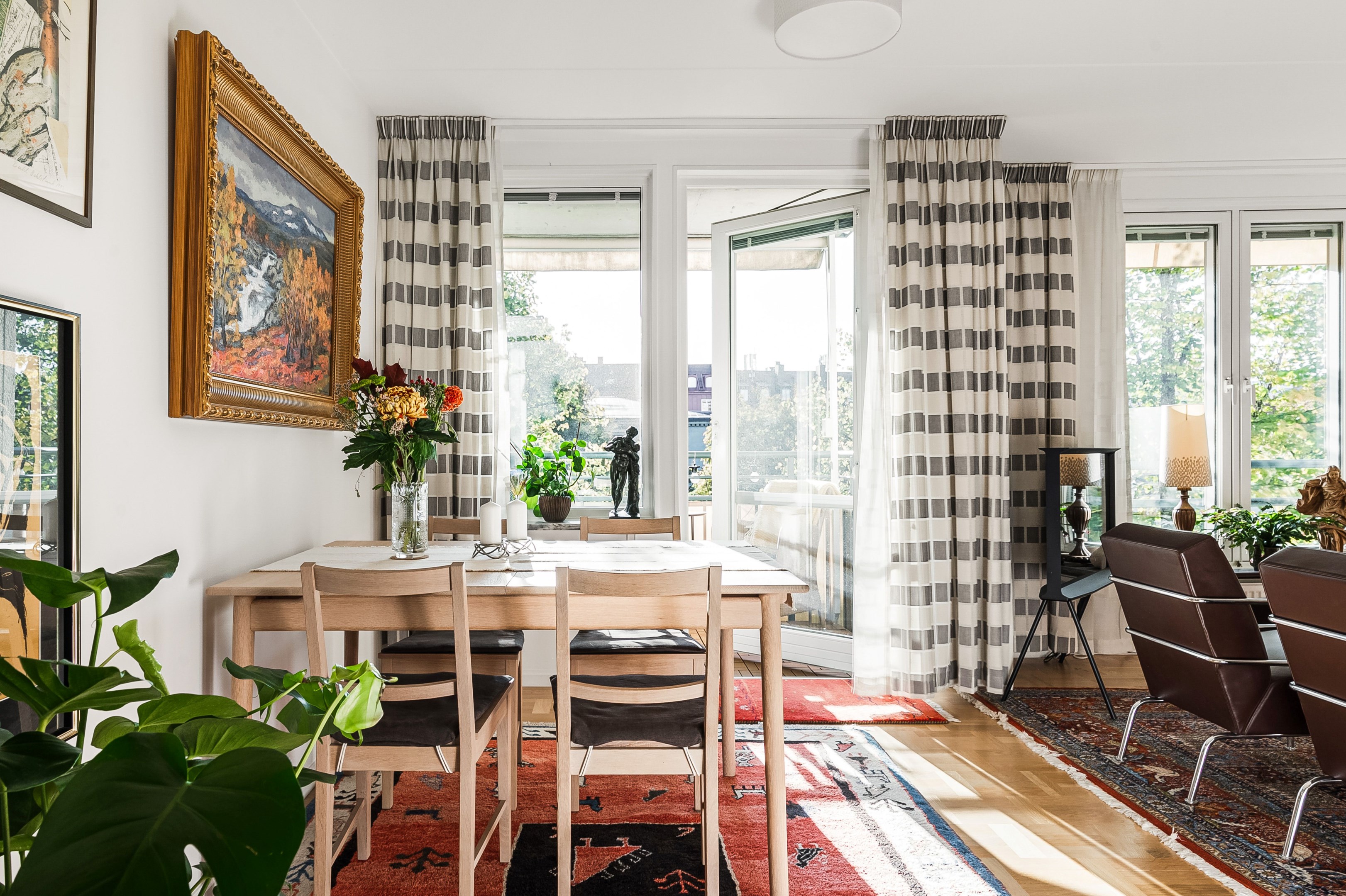 Bostadsbild från Birger Jarlsgatan 74, 5 tr, Såld i Vasastan/Östermalm, Stockholm