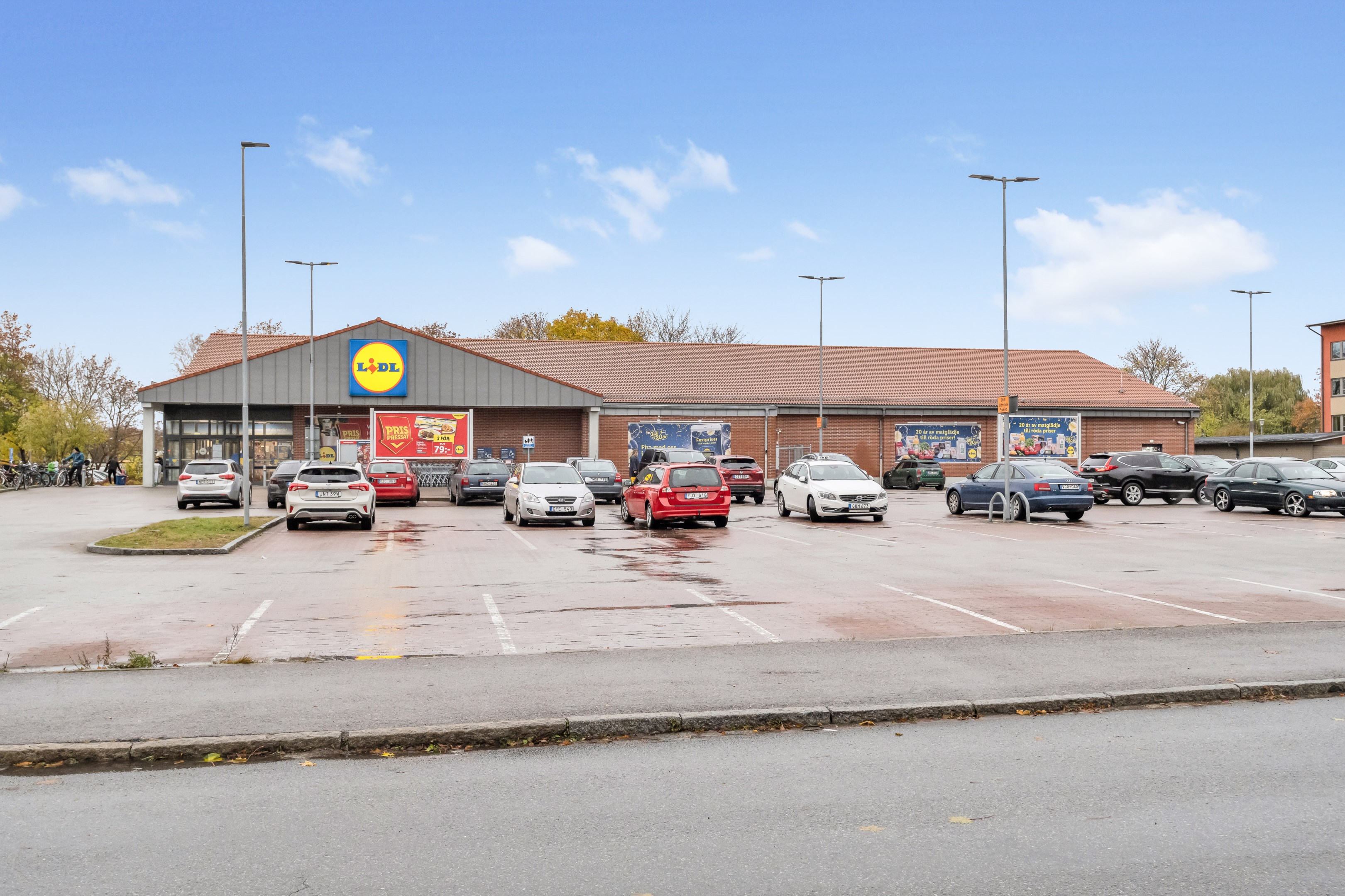 Bostadsbild från Blixtgatan 27, Såld i Gränby, Uppsala