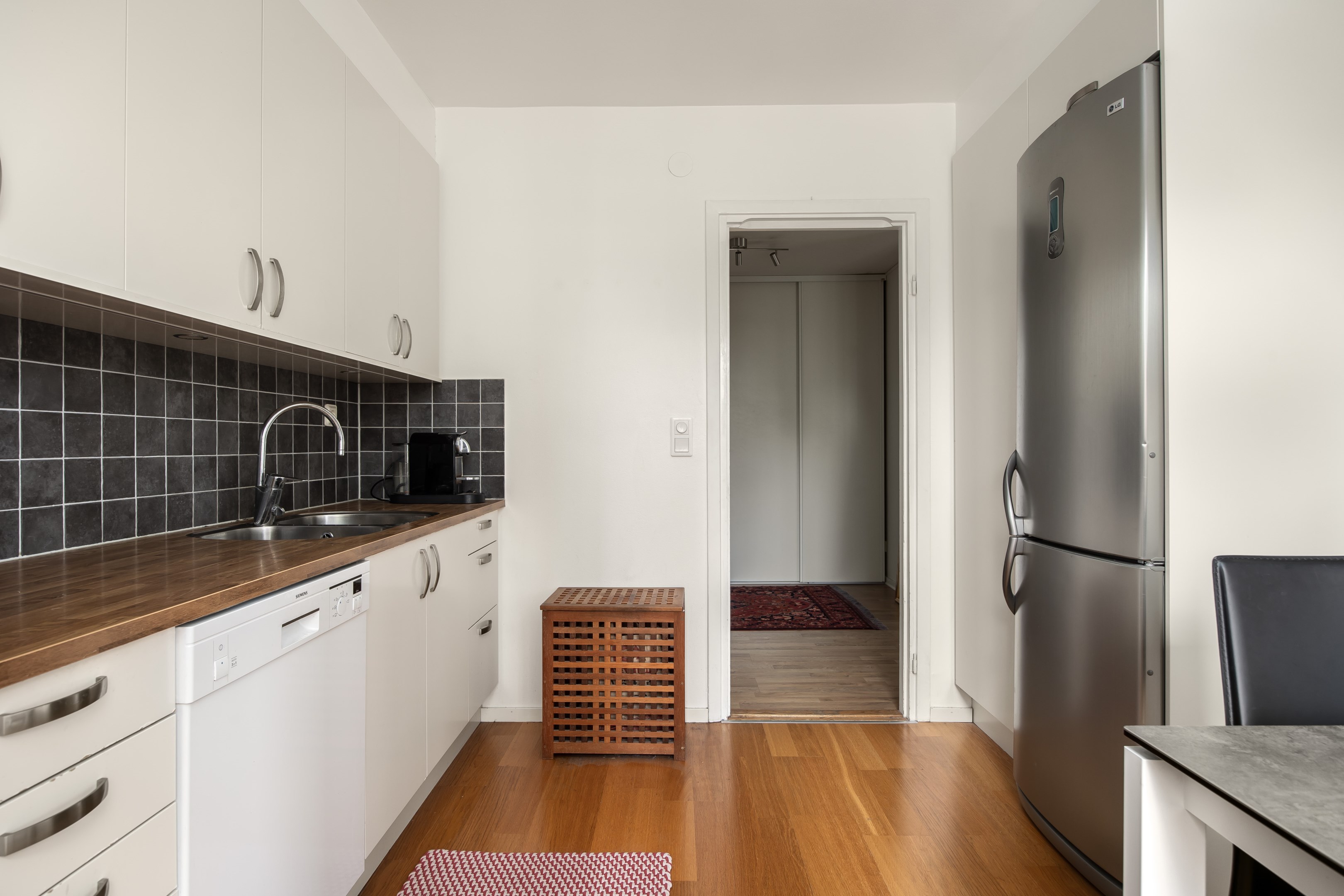 Bostadsbild från Alphyddevägen 8, 1tr, Såld i Alphyddan, Nacka