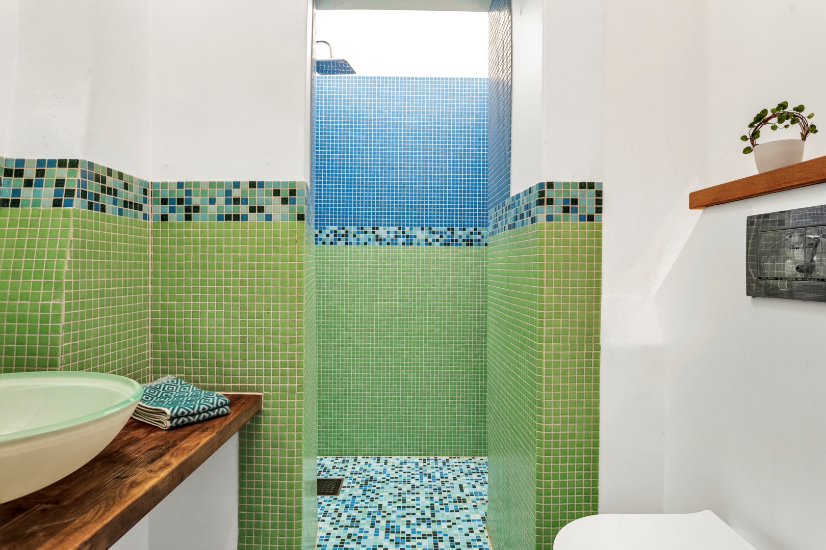 Bostadsbild från Linnégatan 18 A, Såld i Centrum, Uppsala