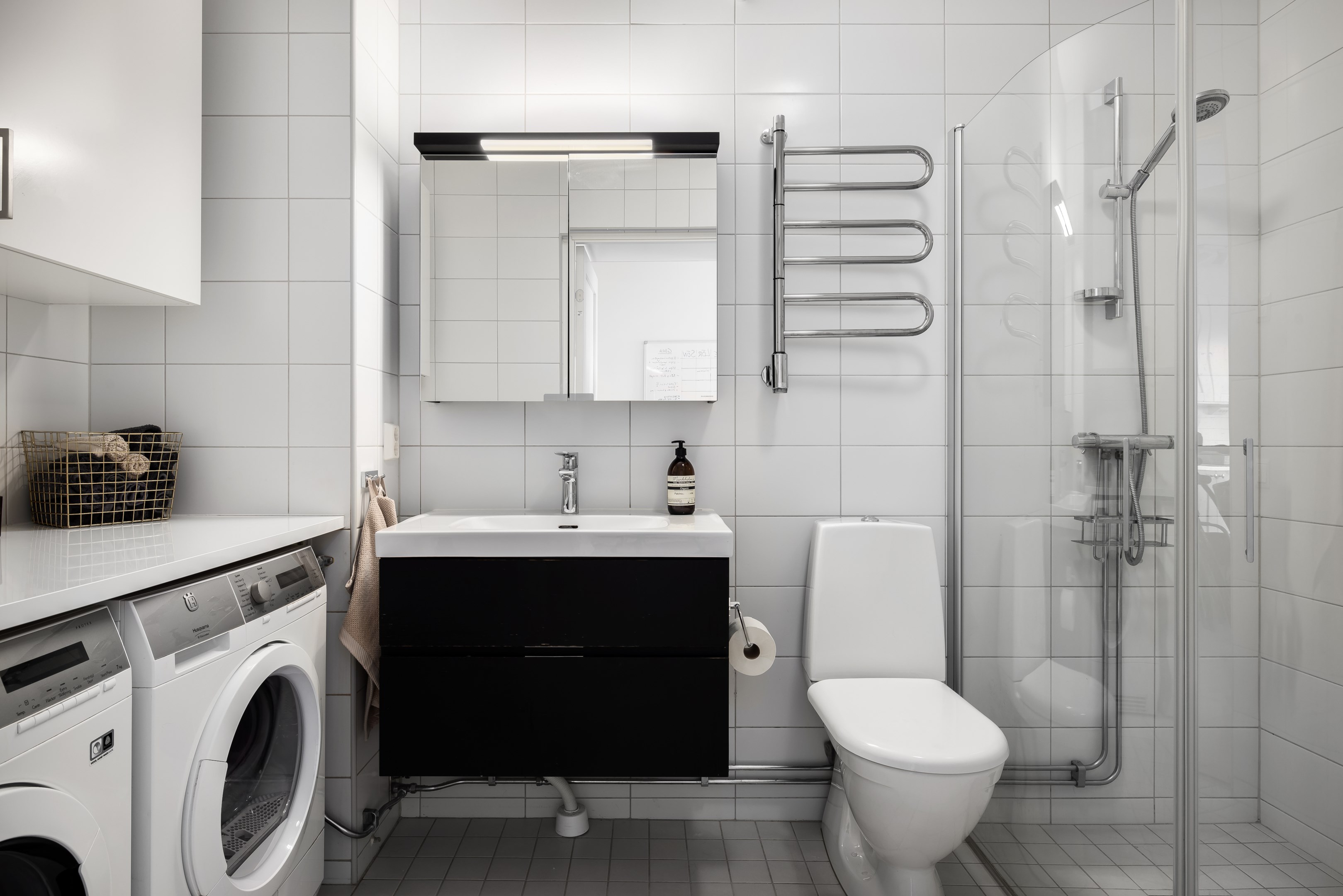 Bostadsbild från Tollarevägen 26, 5 tr, Såld i Tollare, Nacka