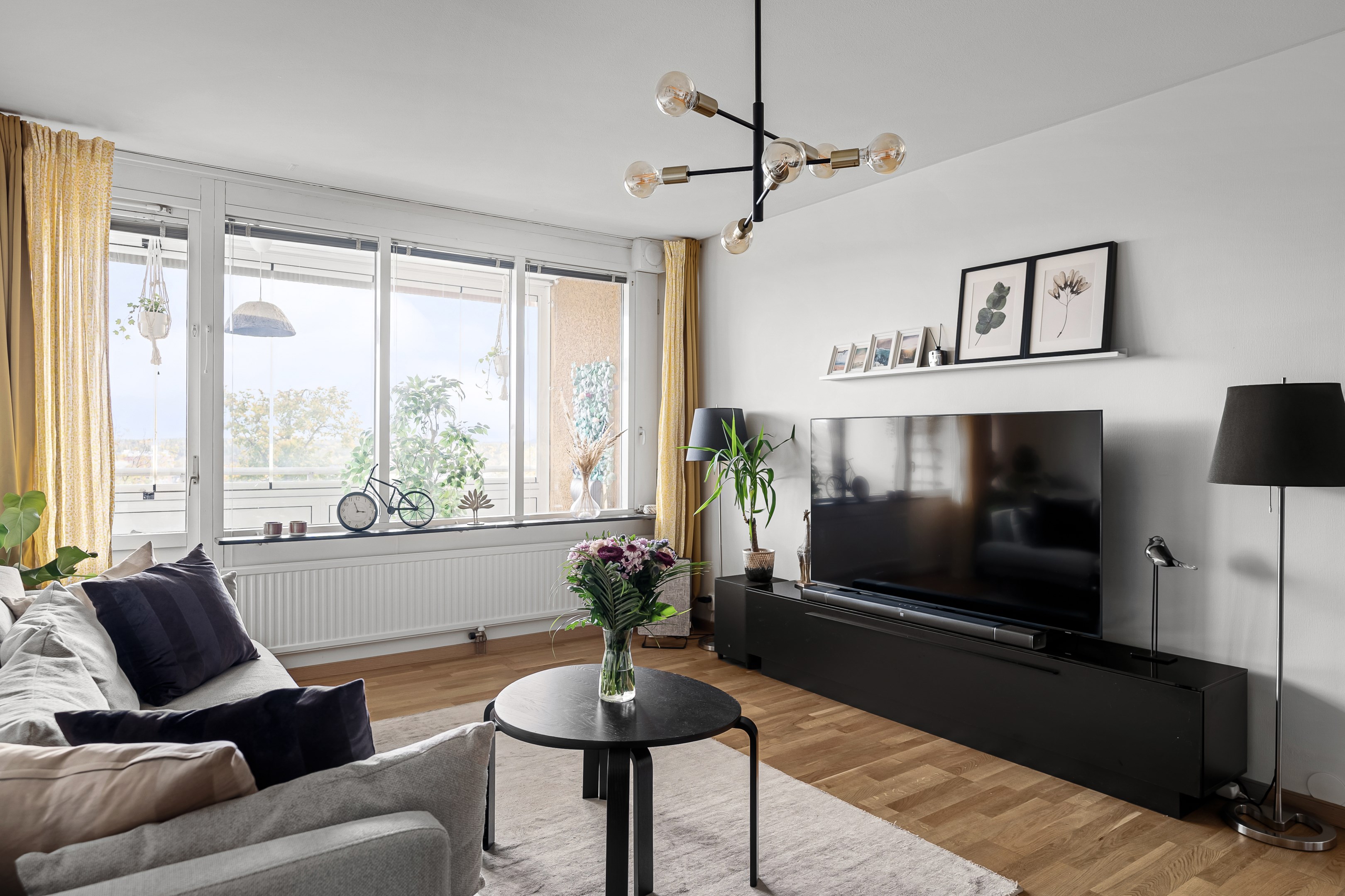 Bostadsbild från Henriksdalsringen 63, Såld i Henriksdalsberget, Nacka