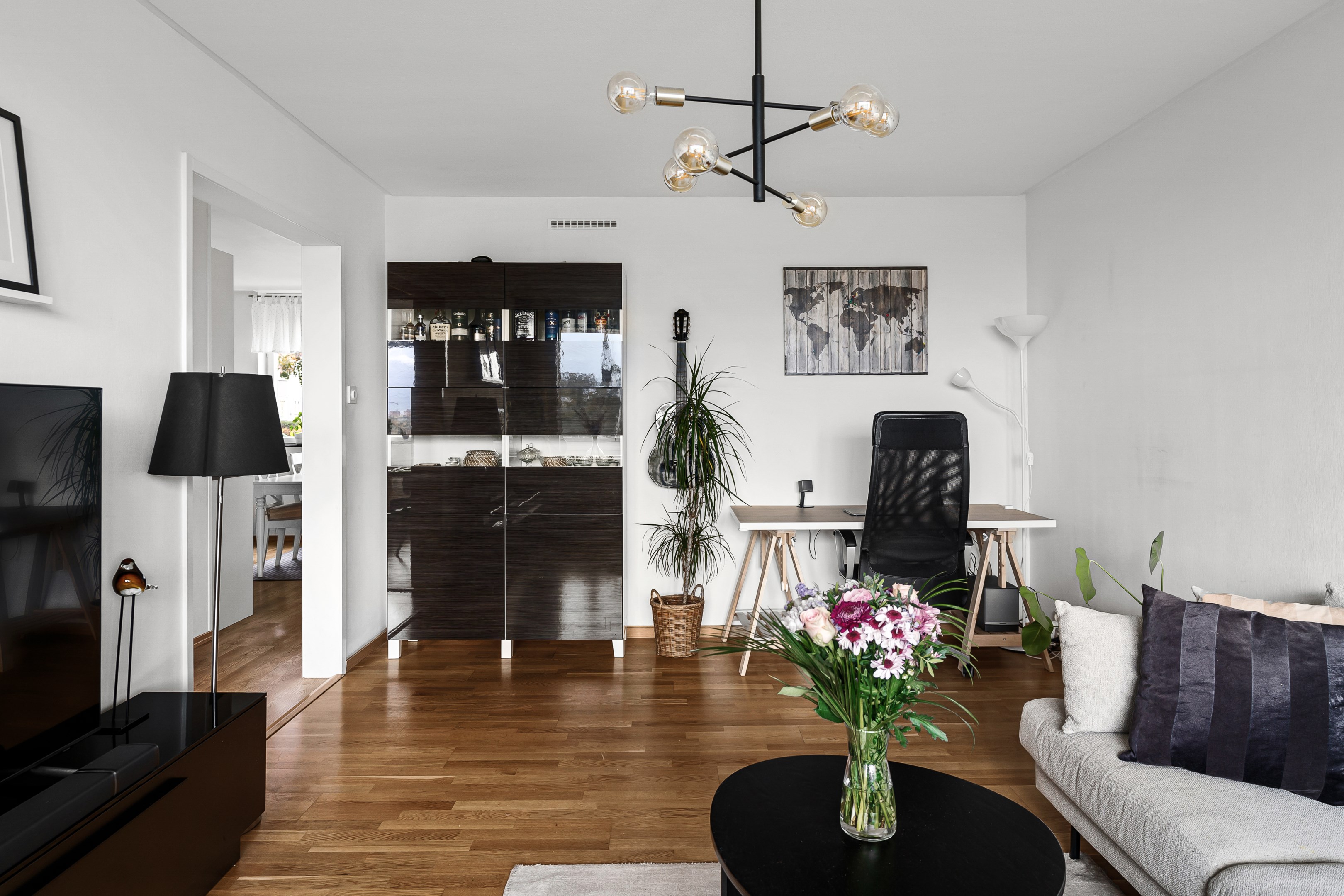 Bostadsbild från Henriksdalsringen 63, Såld i Henriksdalsberget, Nacka