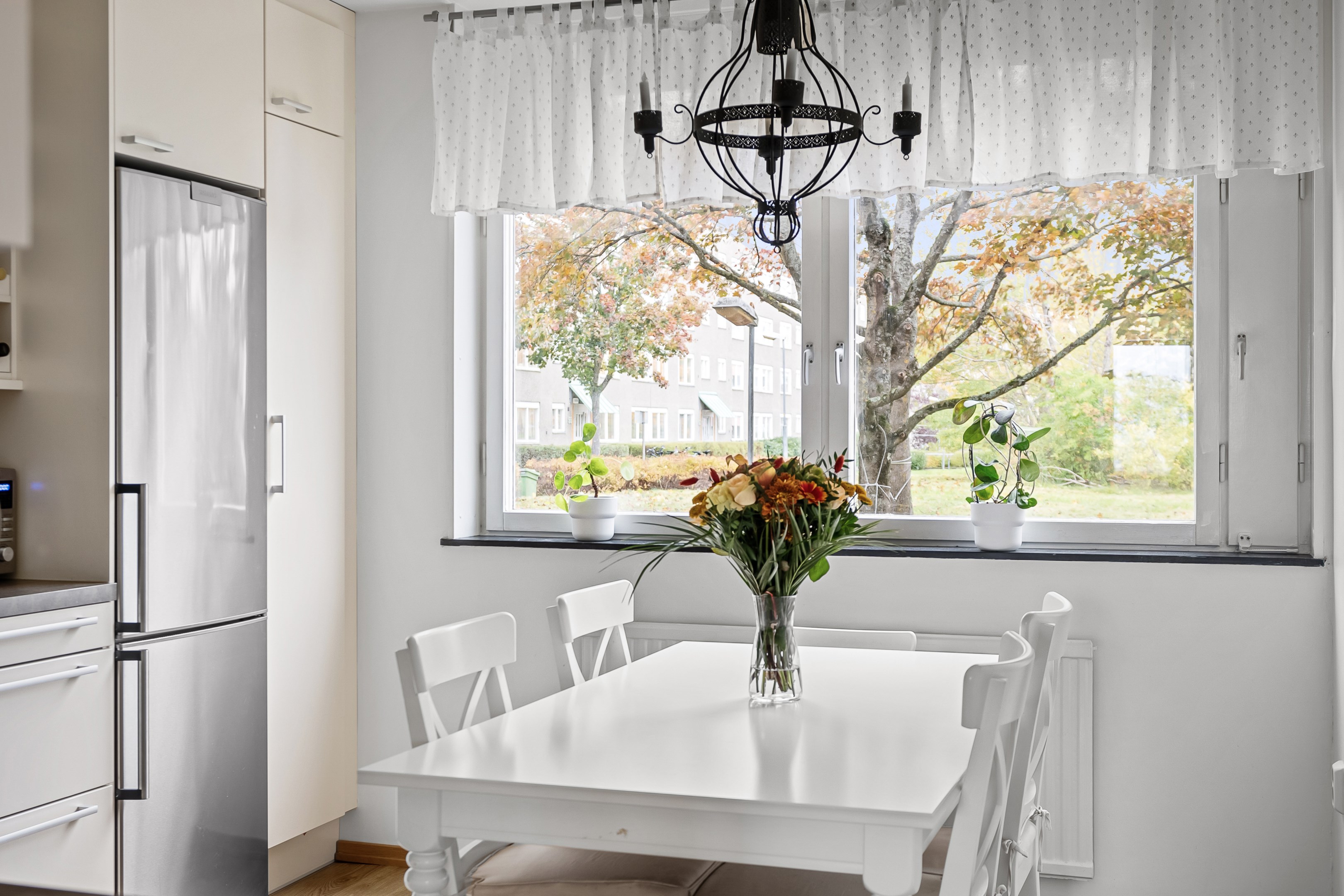 Bostadsbild från Henriksdalsringen 63, Såld i Henriksdalsberget, Nacka