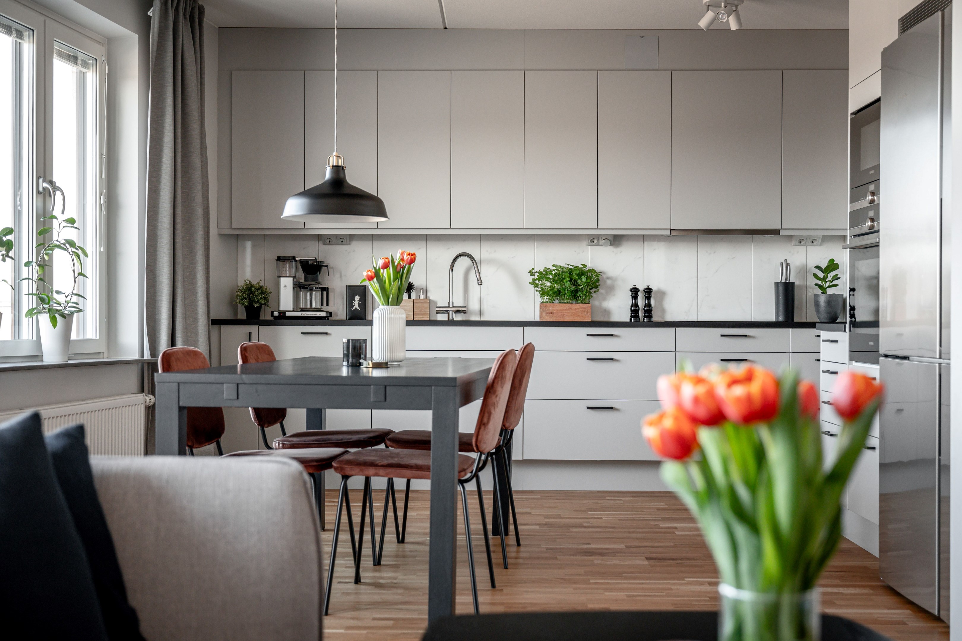 Bostadsbild från Ljusbärargatan 13, Såld i Kapellgärdet, Uppsala