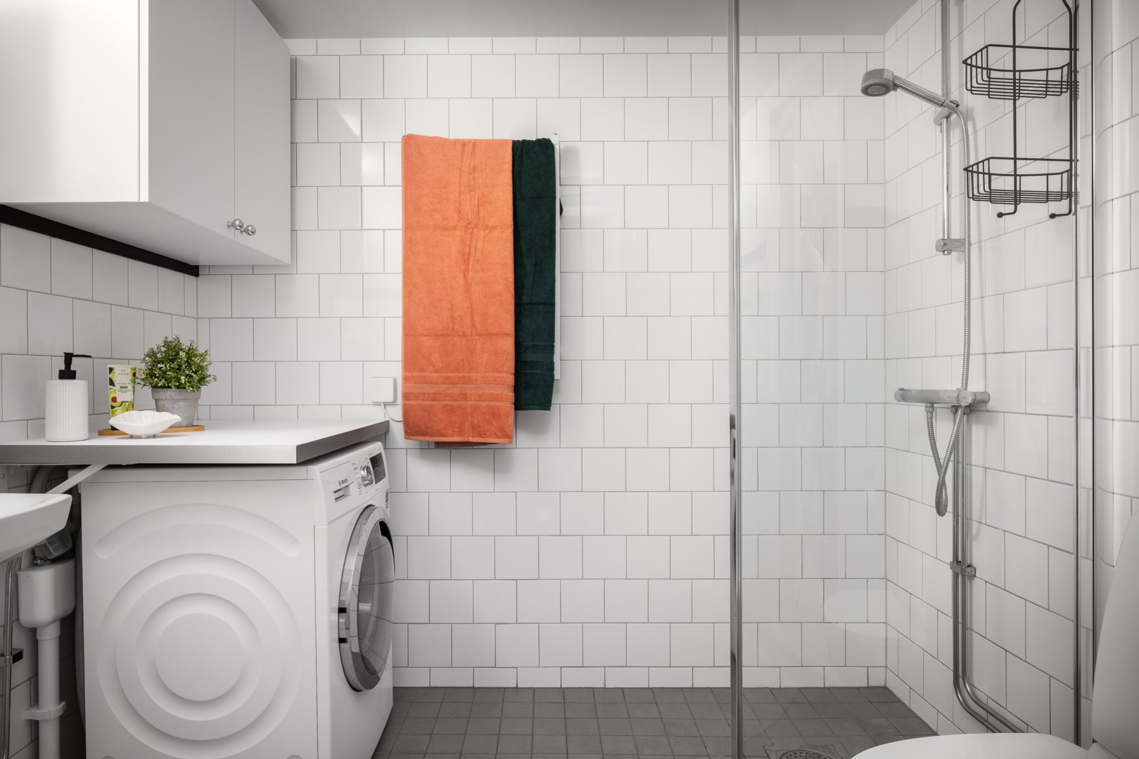 Bostadsbild från Turbinvägen 5A, 3/3 tr, Såld i Järla sjö, Nacka