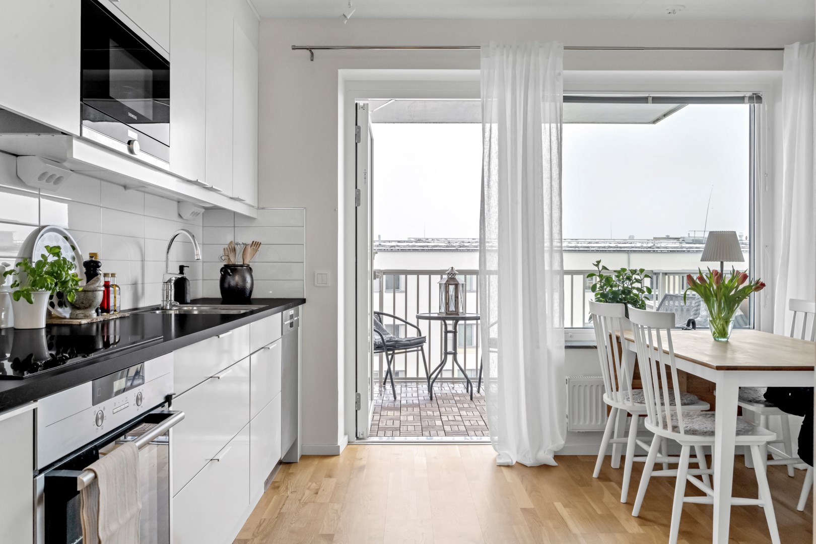 Bostadsbild från Kungsgatan 93E, Såld i Kungsängen, Uppsala