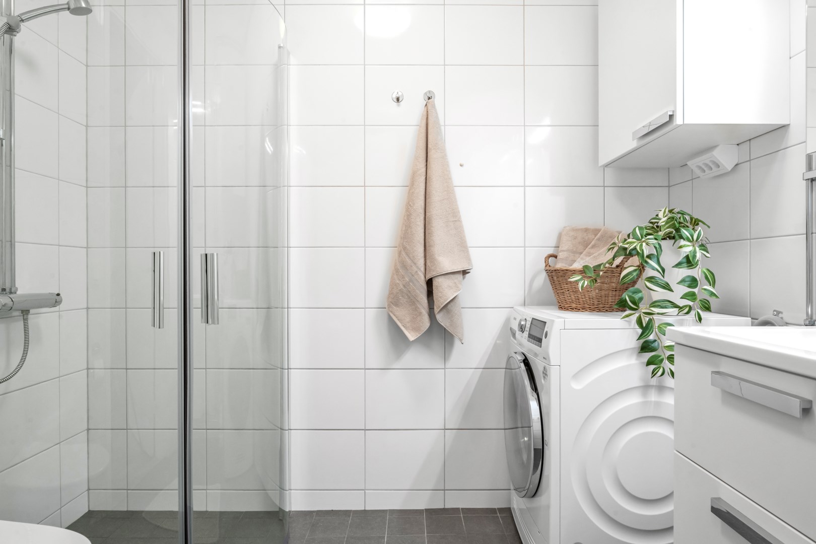 Bostadsbild från Kungsgatan 93E, Såld i Kungsängen, Uppsala