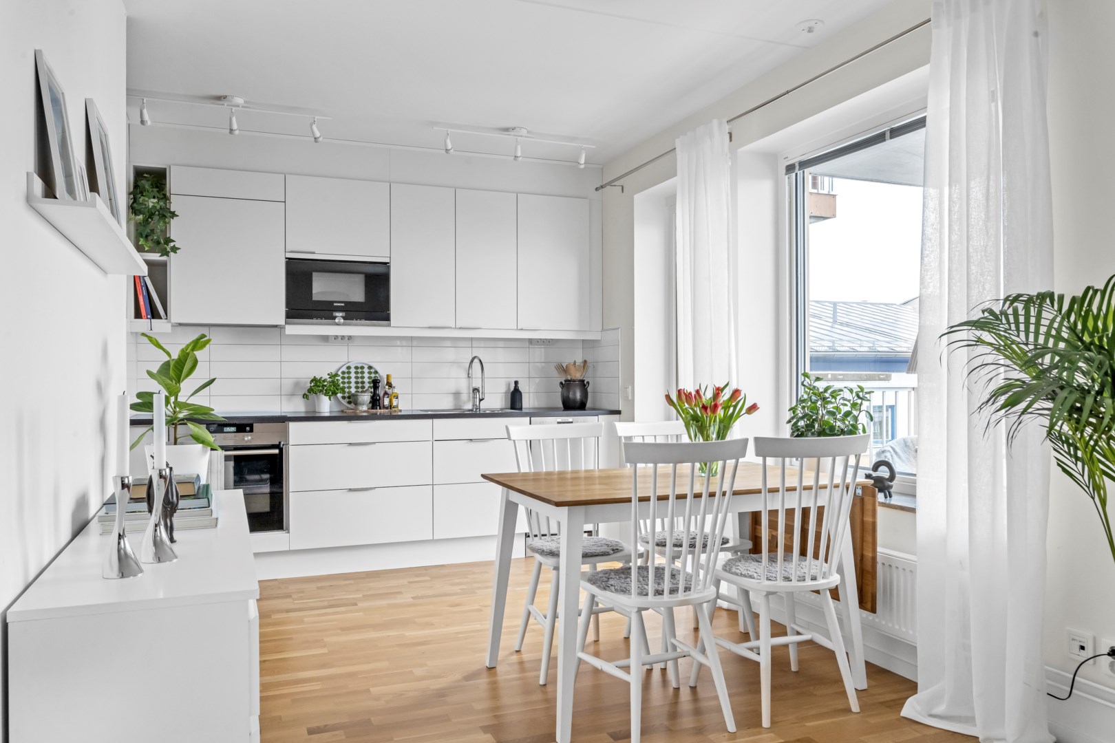 Bostadsbild från Kungsgatan 93E, Såld i Kungsängen, Uppsala