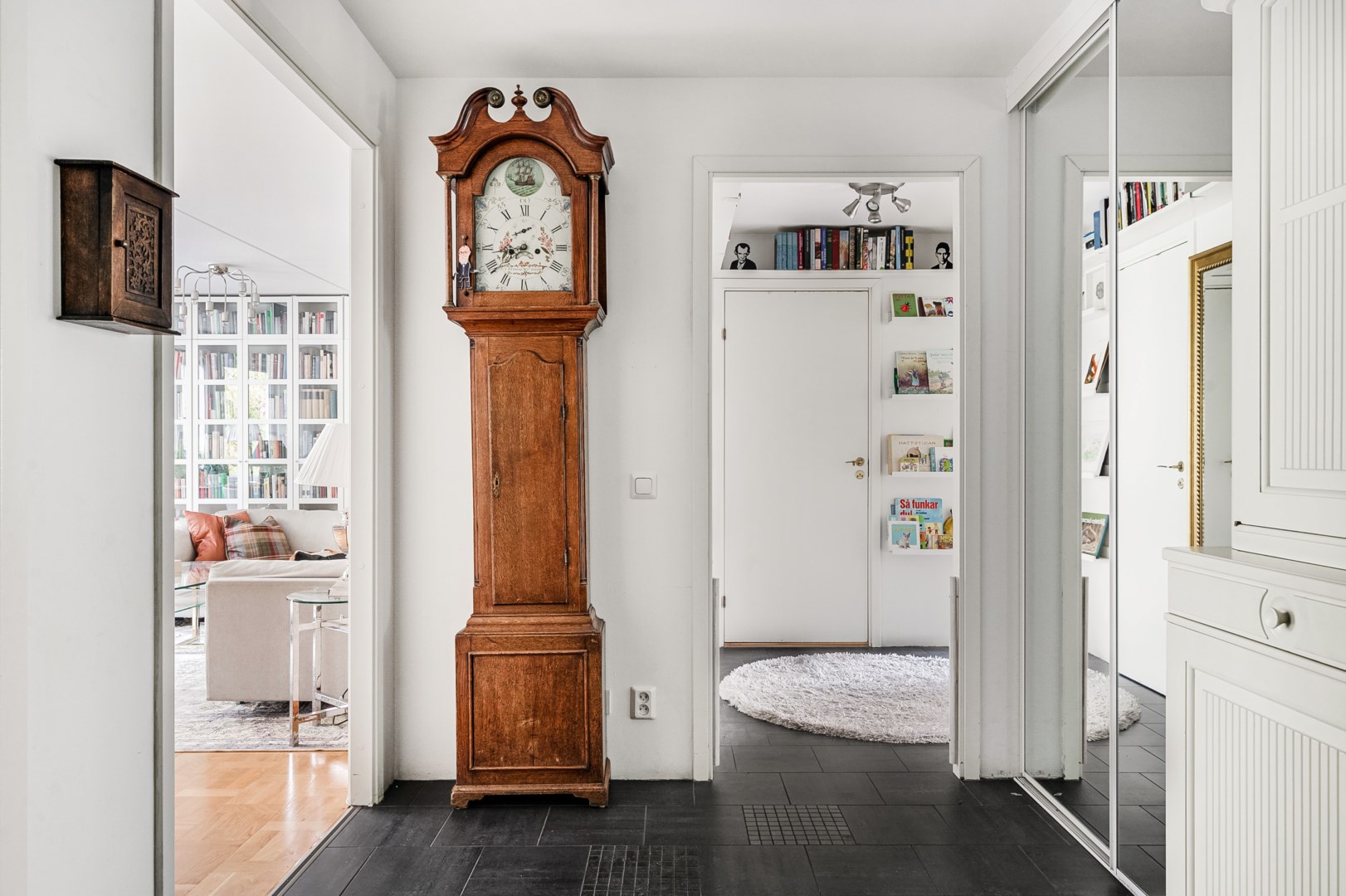 Bostadsbild från Karlavägen 4, Såld i Östermalm - Lärkstan, Stockholm