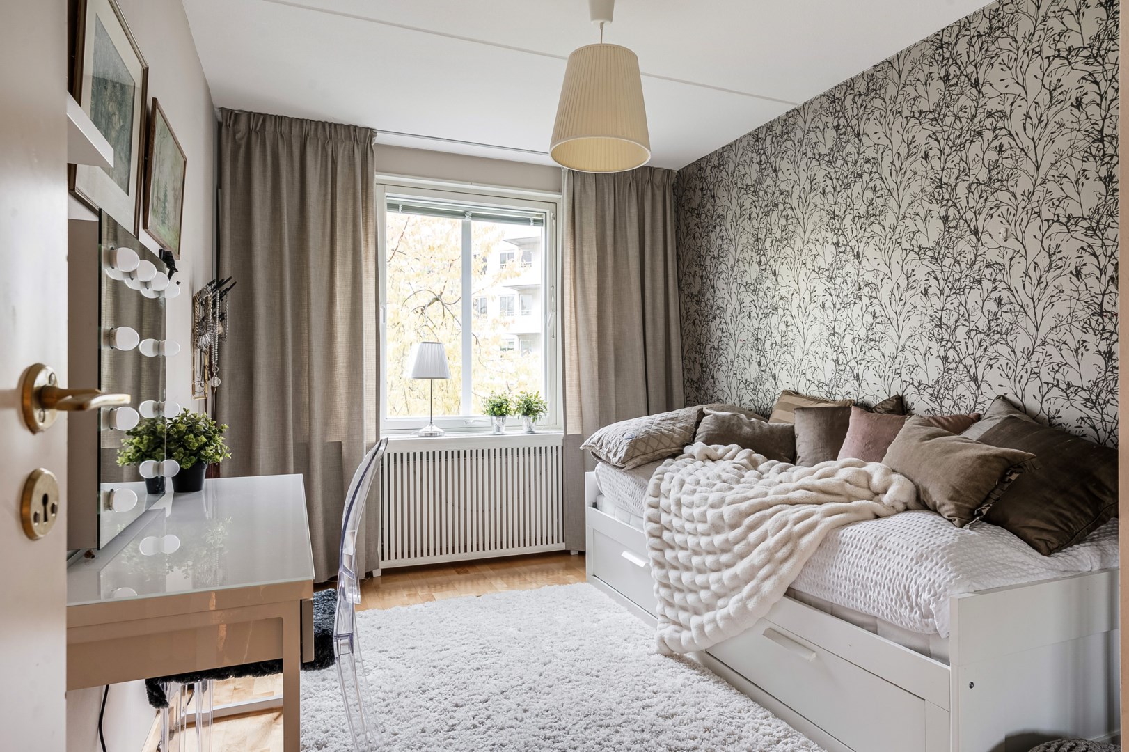 Bostadsbild från Karlavägen 4, Såld i Östermalm - Lärkstan, Stockholm