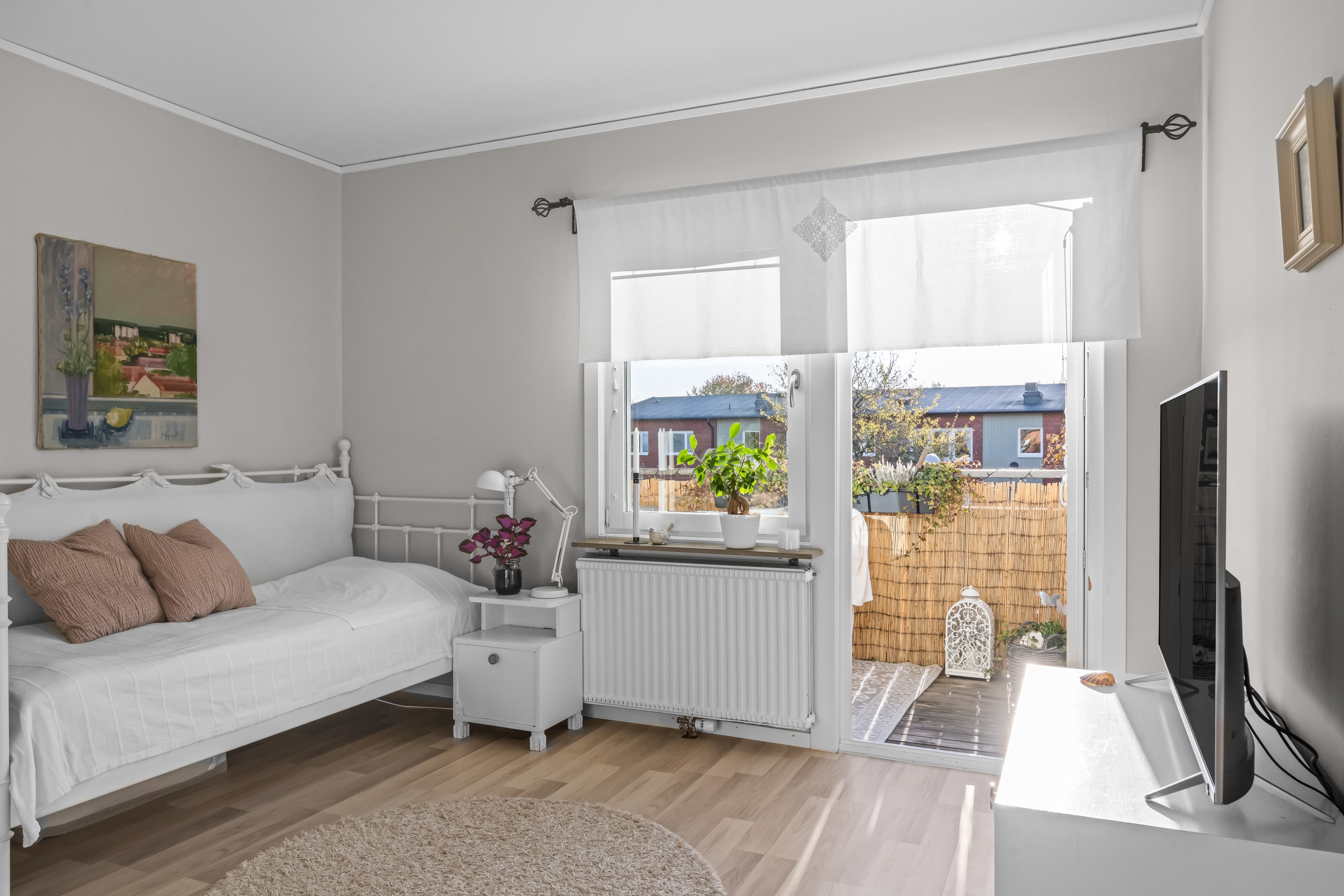 Bostadsbild från Körvelgatan 23B, Såld i Årsta, Uppsala