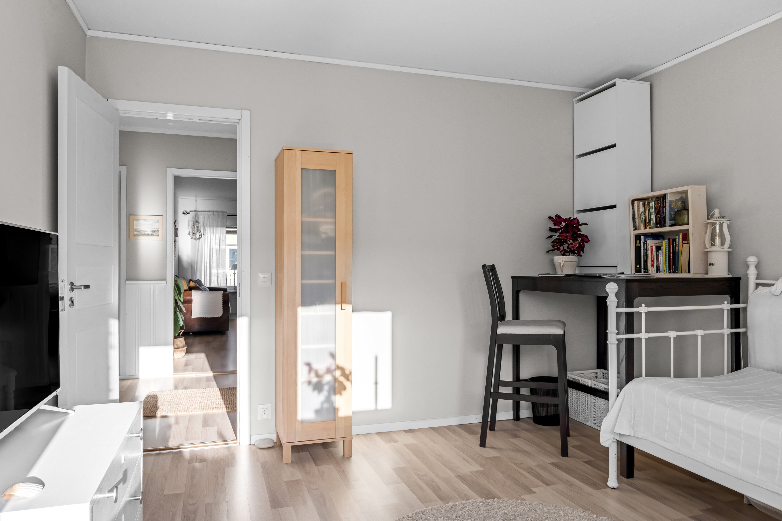 Bostadsbild från Körvelgatan 23B, Såld i Årsta, Uppsala