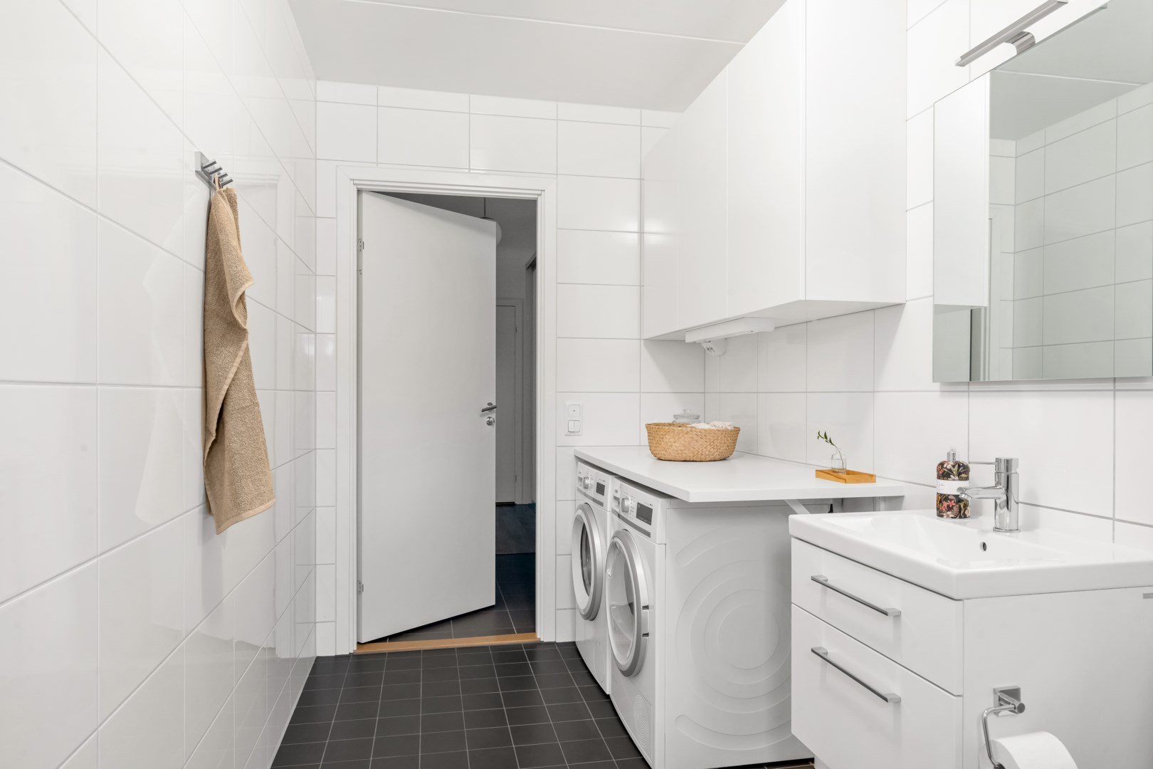 Bostadsbild från Viragatan 5, Såld i Kungsängen, Uppsala