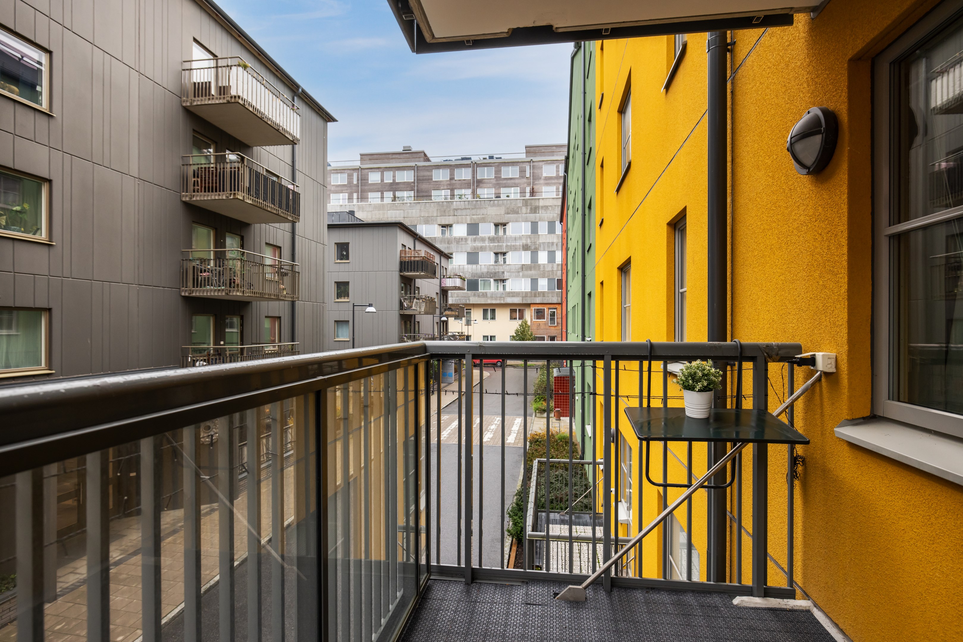 Bostadsbild från Chamottevägen 7, Såld i Porslinskvarteren, Värmdö