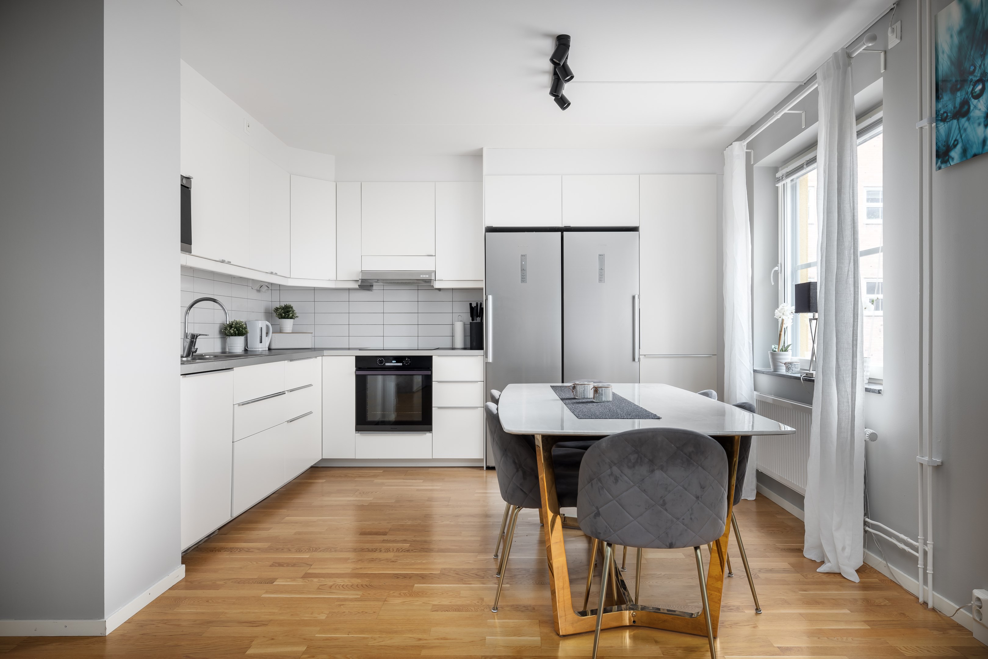 Bostadsbild från Chamottevägen 7, Såld i Porslinskvarteren, Värmdö