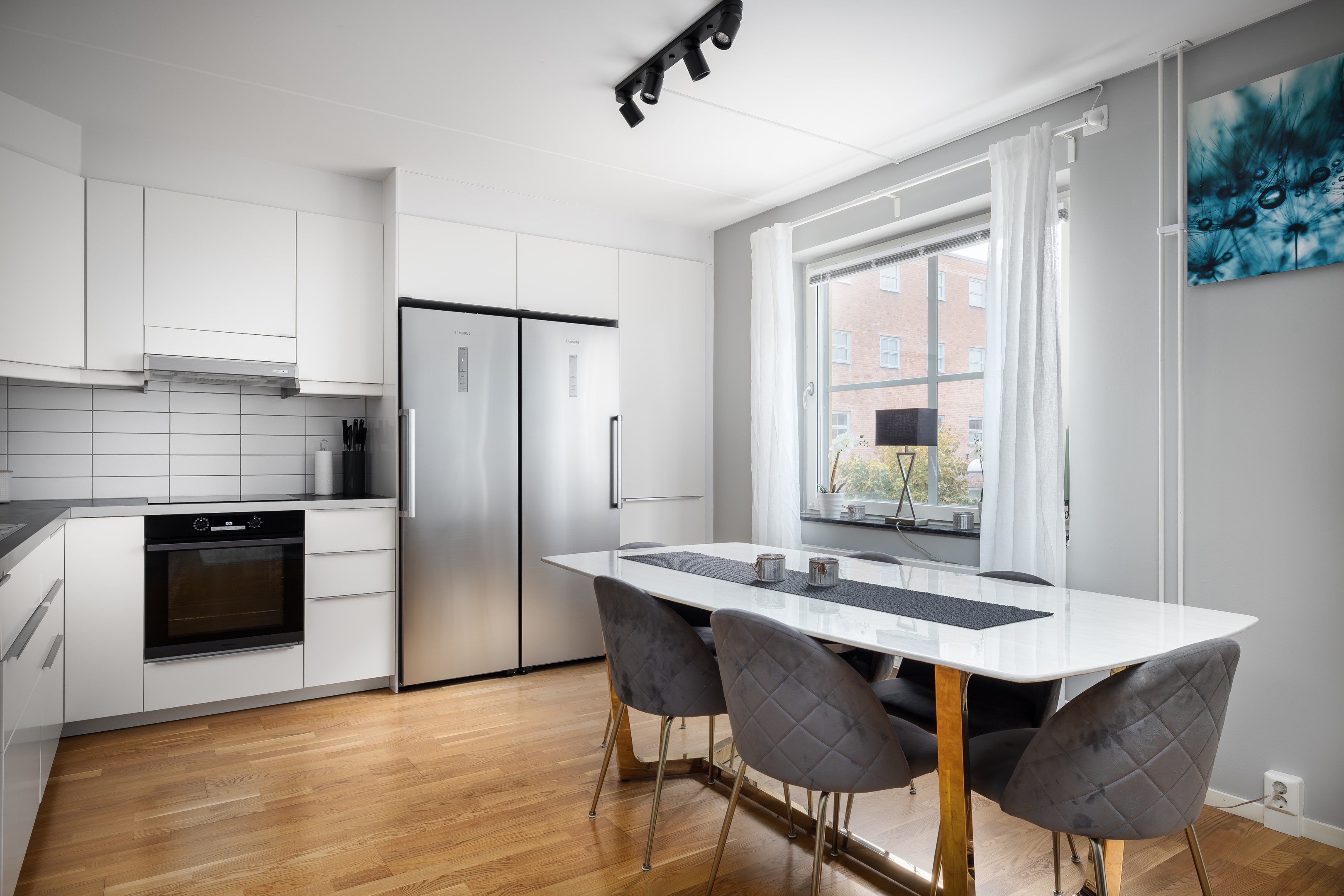 Bostadsbild från Chamottevägen 7, Såld i Porslinskvarteren, Värmdö