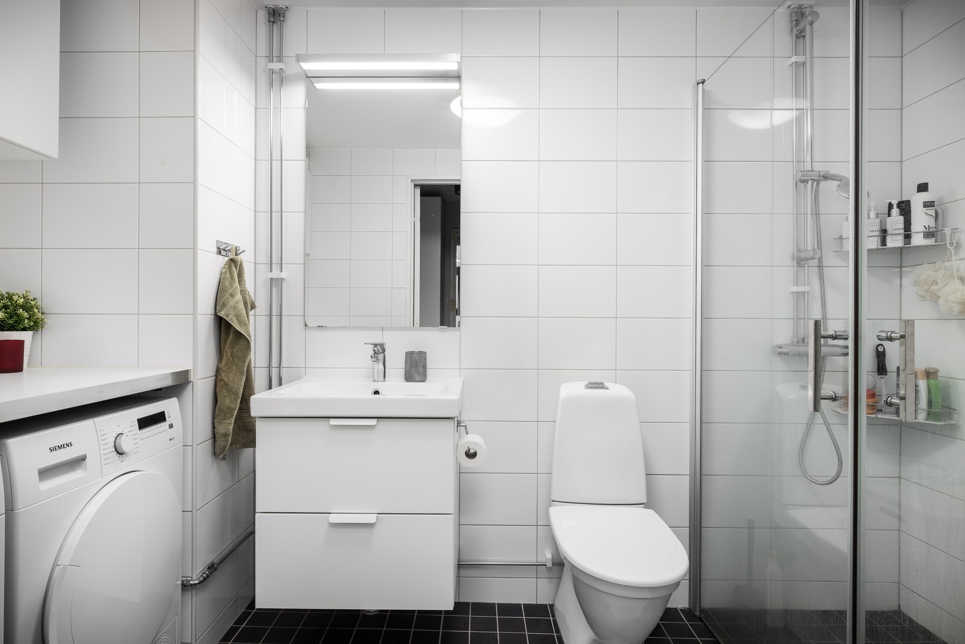 Bostadsbild från Chamottevägen 7, Såld i Porslinskvarteren, Värmdö