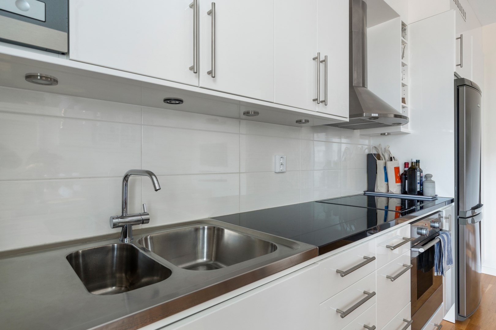 Bostadsbild från Regattakajen 12, Såld i Hammarby Sjöstad, Stockholm