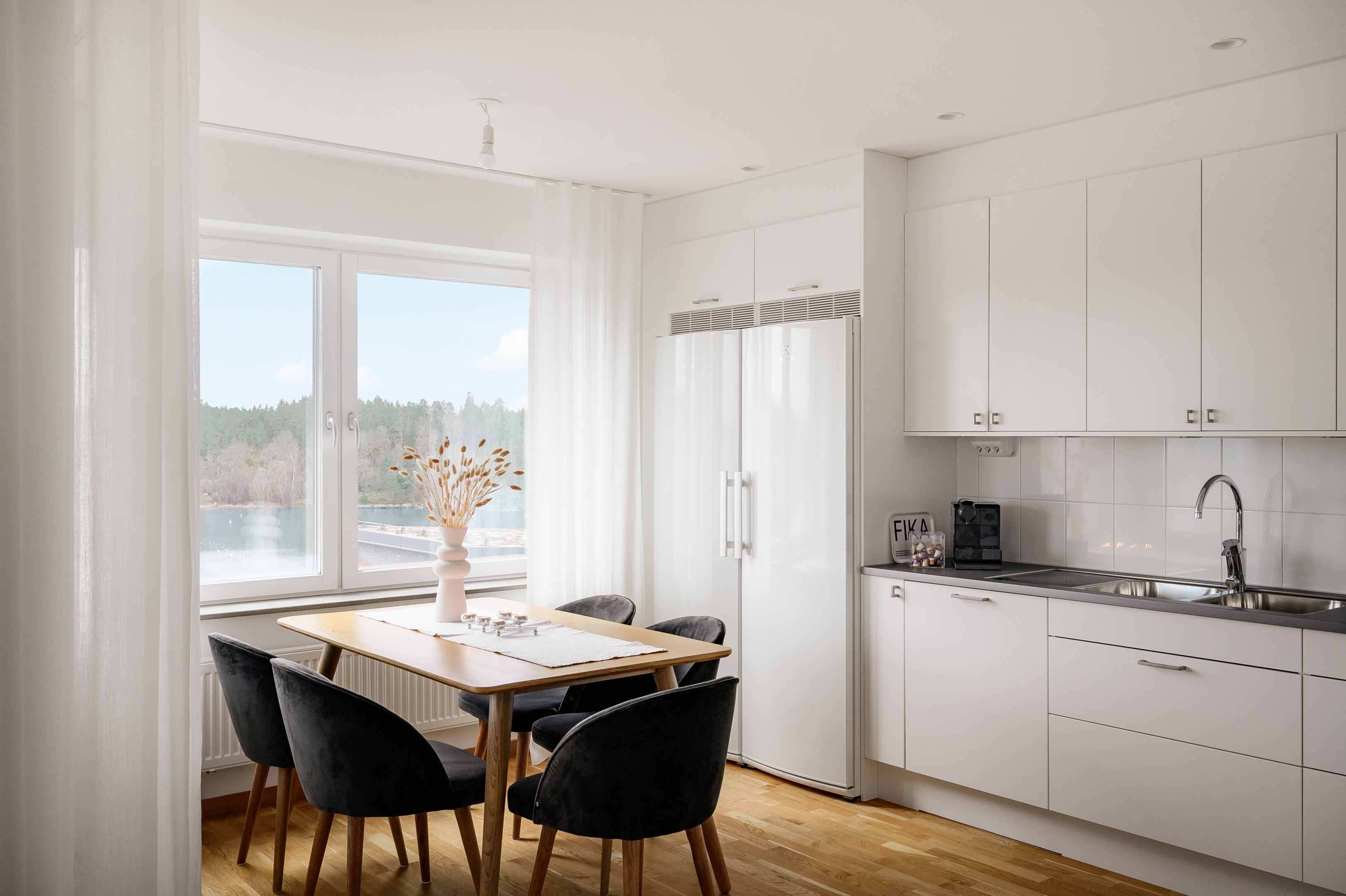 Bostadsbild från Tollareslingan 18, Till salu i Tollare, Nacka