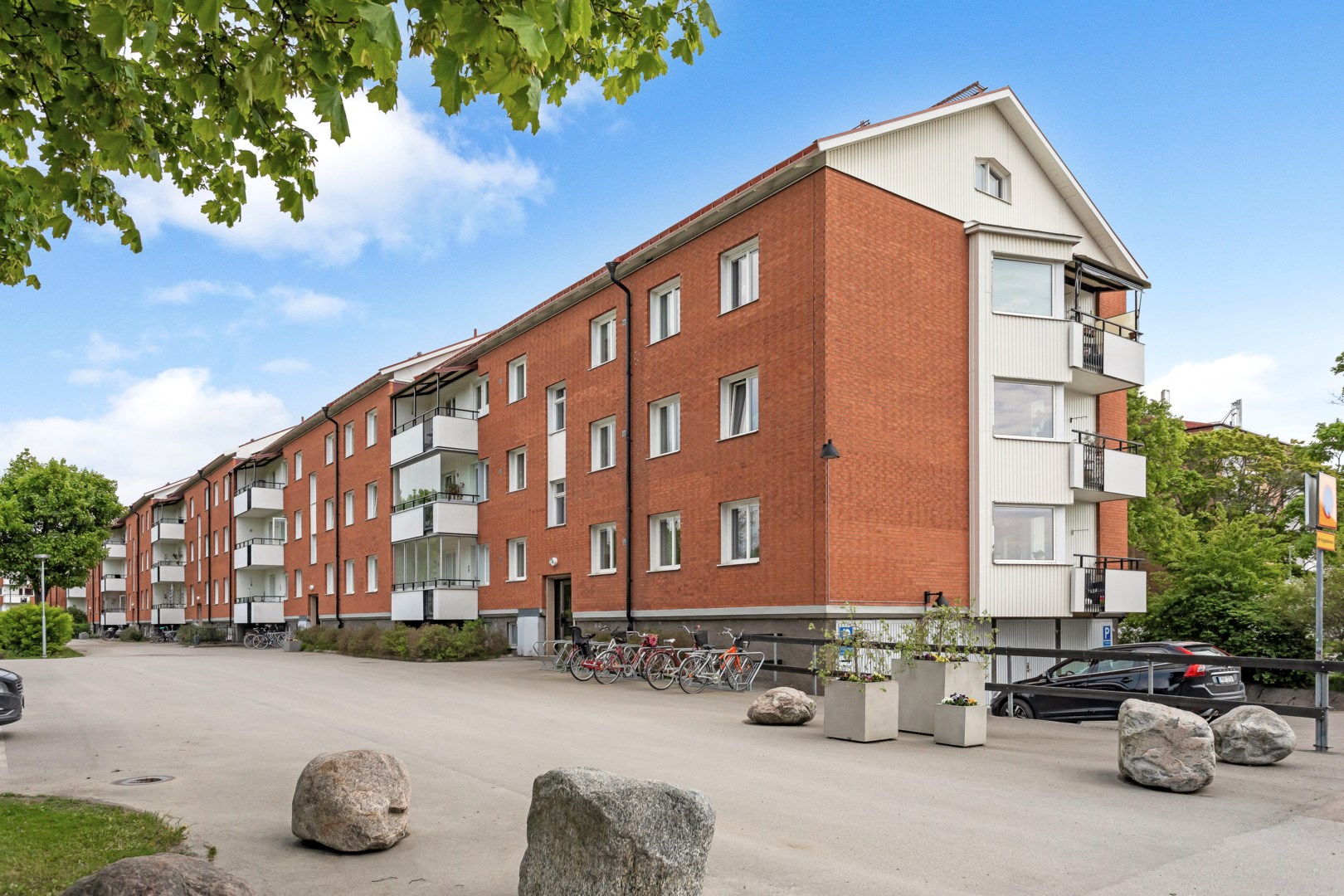 Bostadsbild från Apelgatan 16, Såld i Salabacke, Uppsala