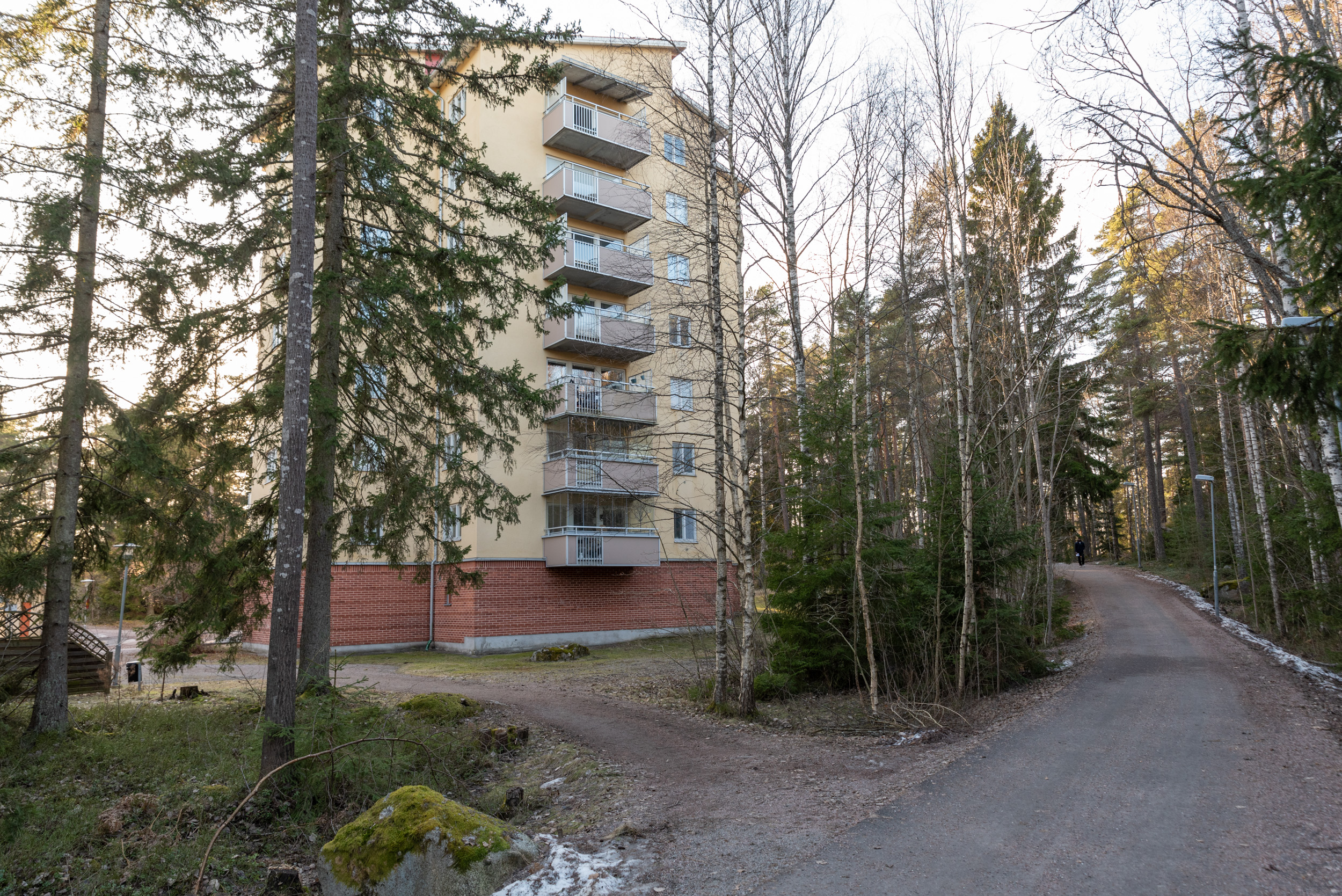 Bostadsbild från Skogsduvevägen 9, Såld i Råby, Västerås