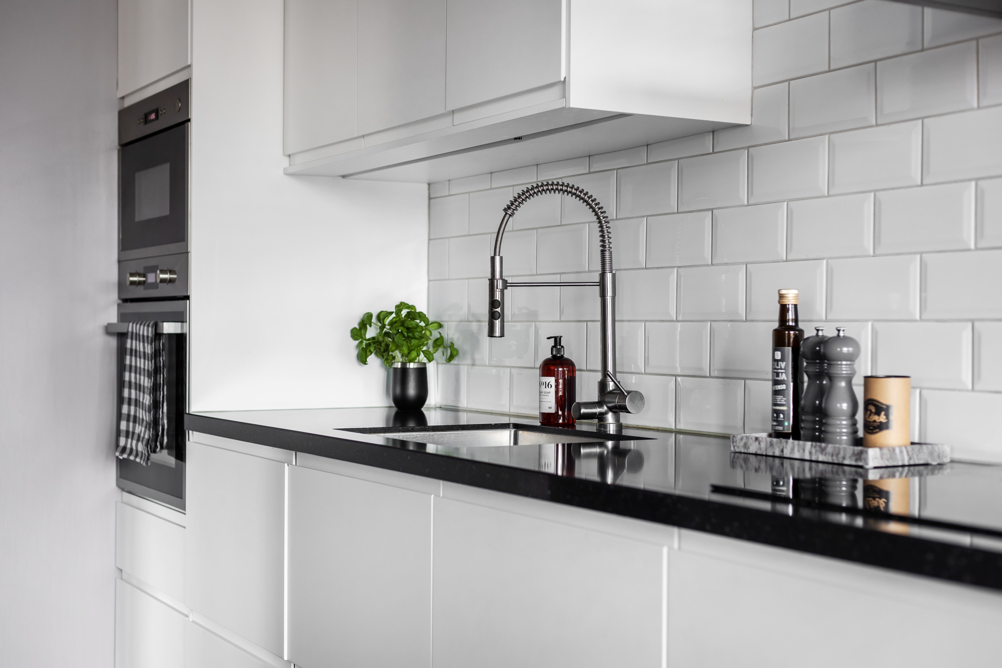 Bostadsbild från Alphyddevägen 6, Såld i , Nacka